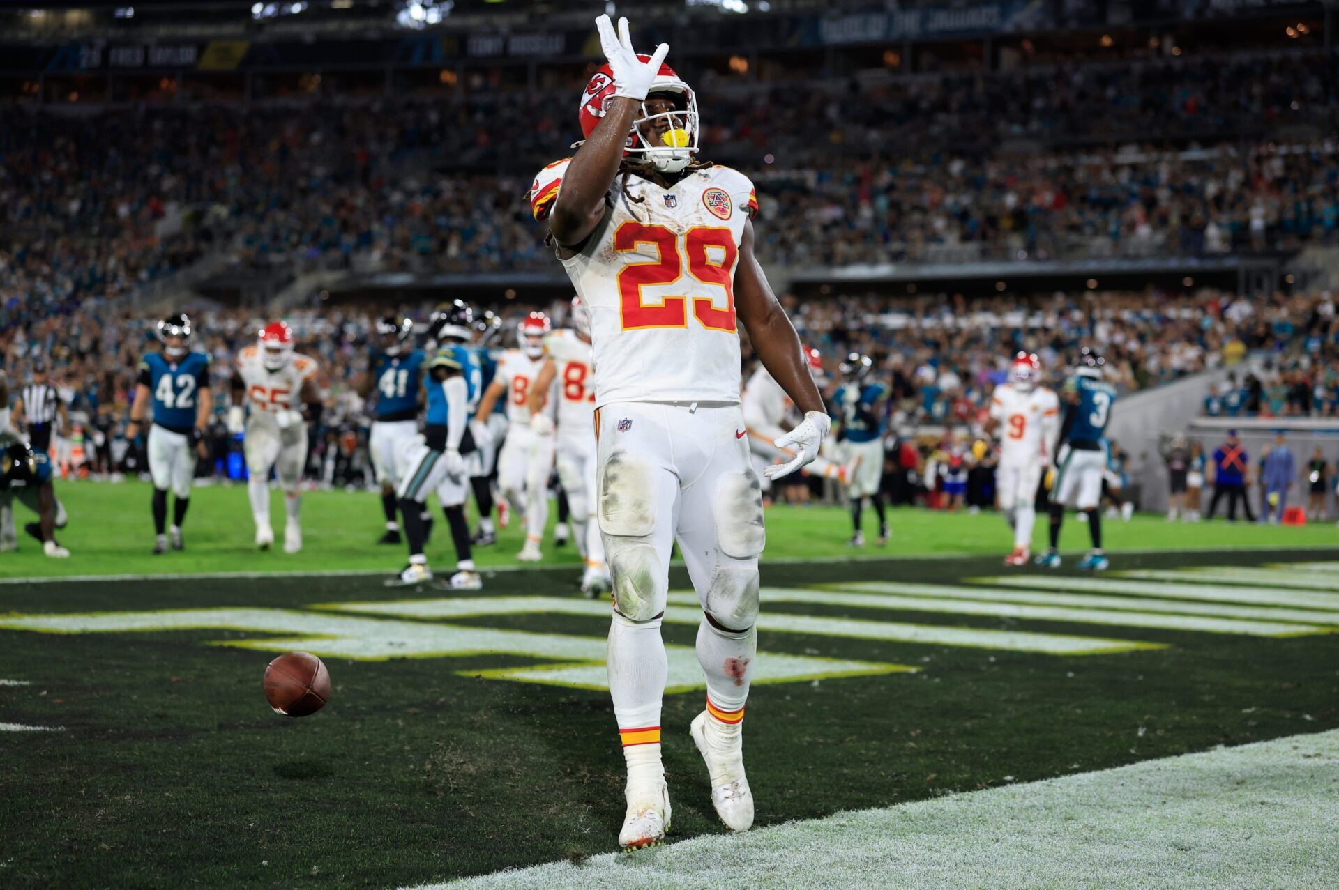 Kansas City Chiefs running back Kareem Hunt (29) reacts to his touchdown score during the fourth quarter of an NFL football matchup at EverBank Stadium, Monday, Oct. 6, 2025, in Jacksonville, Fla. The Jacksonville Jaguars edged the Kansas City Chiefs 31-28. [Corey Perrine/Florida Times-Union]