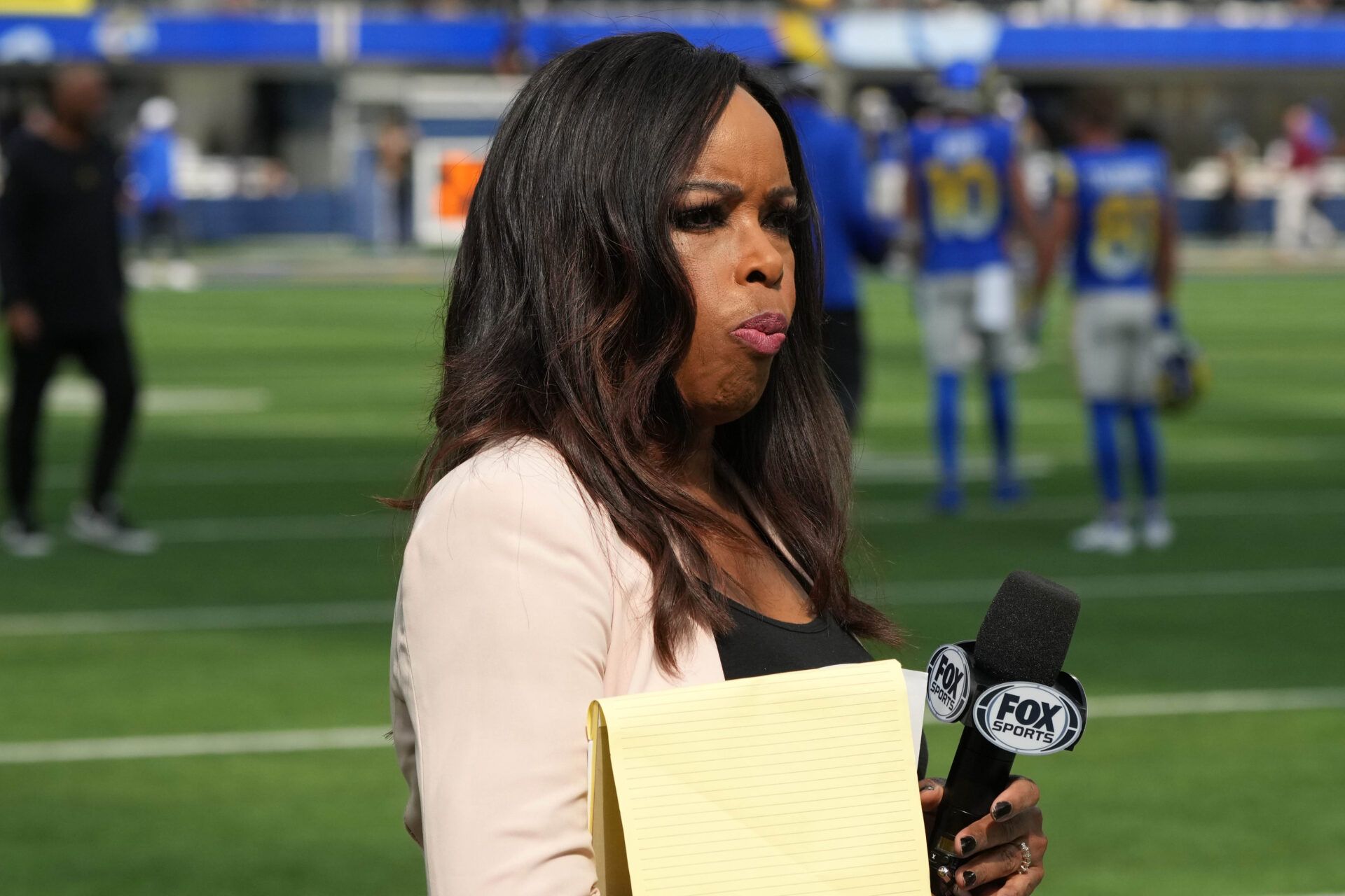 Fox Sports sideline reporter Pam Oliver during the game between the Los Angeles Rams and the Pittsburgh Steelers at SoFi Stadium.