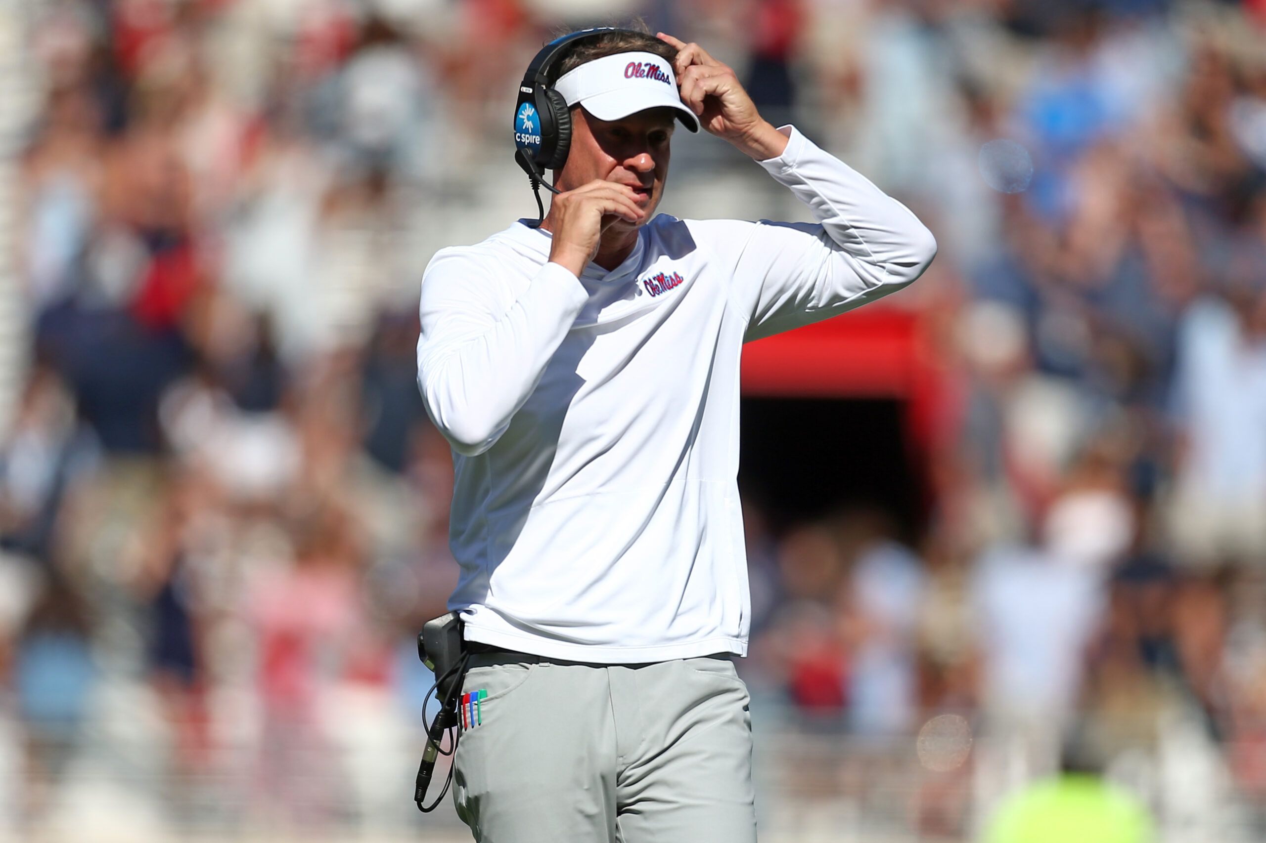 Lane Kiffin’s Future May Be in Hands of $2M QB As Florida HC Job Inches ...