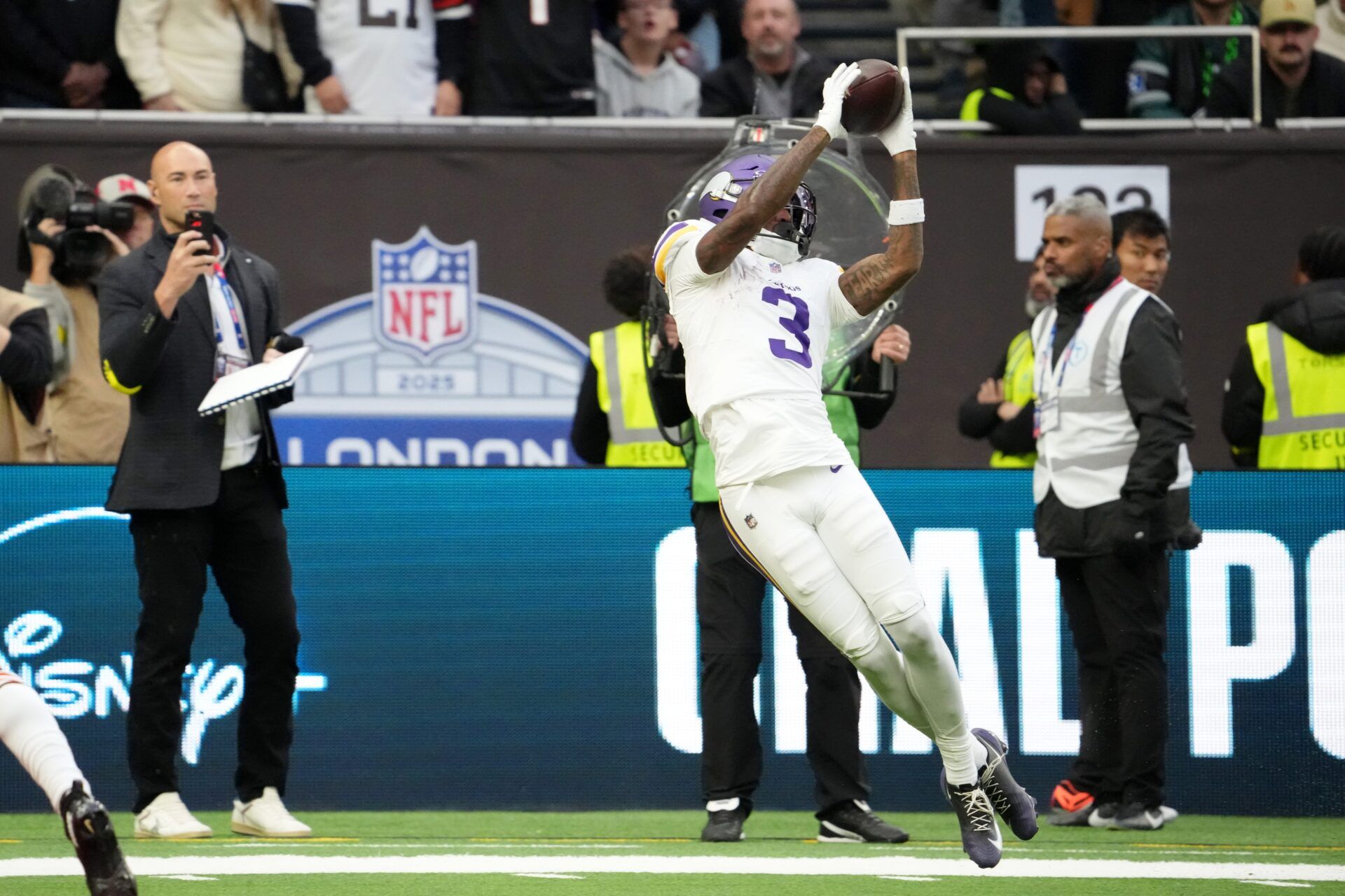 Minnesota Vikings wide receiver Jordan Addison (3) makes a catch for a touchdown against the Cleveland Browns during the fourth quarter of an NFL International Series game at Tottenham Hotspur Stadium.