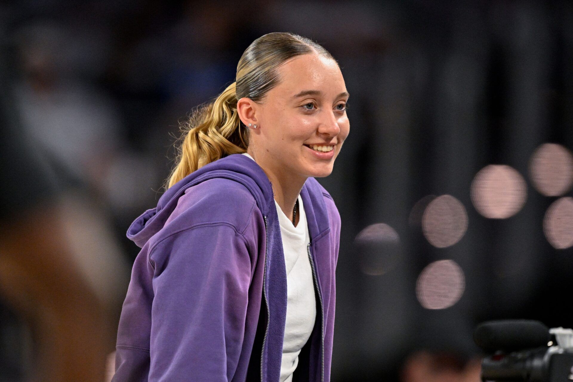 Dallas Wings guard Paige Bueckers looks on during the second quarter between the Dallas Mavericks and the Oklahoma City Thunder at Dickie's Arena.