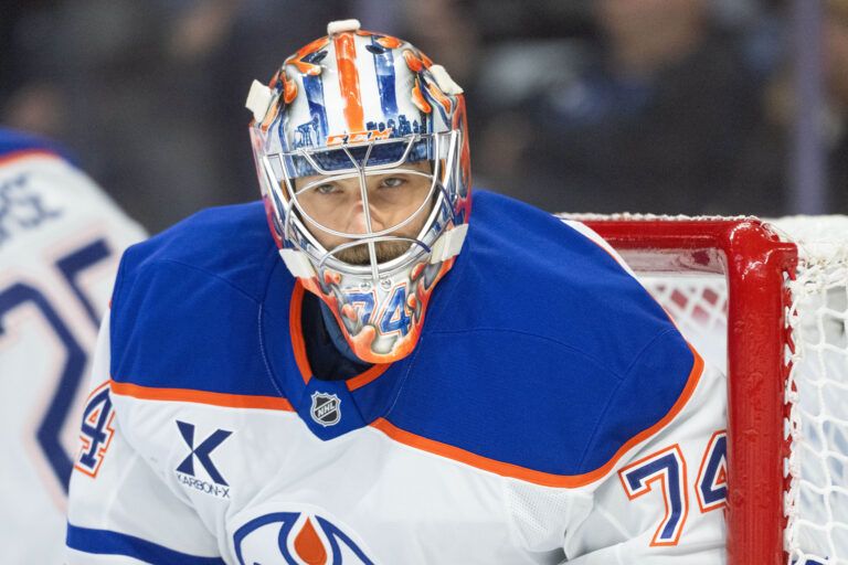 Edmonton Oilers goalie Stuart Skinner (74) follows the puck in the first period against the Ottawa Senators at the Canadian Tire Centre.