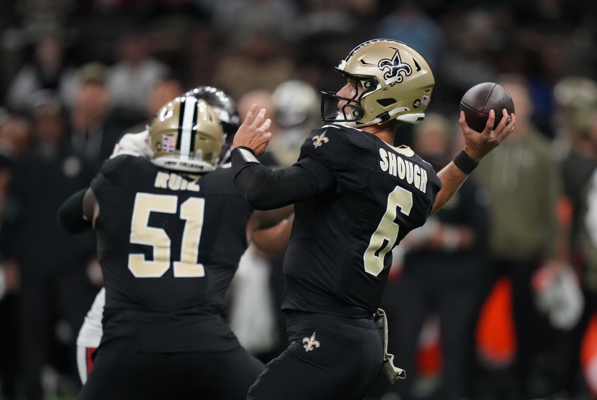 New Orleans Saints quarterback Tyler Shough (6) throws downfield during the fourth quarter against the Tampa Bay Buccaneers at Caesars Superdome.