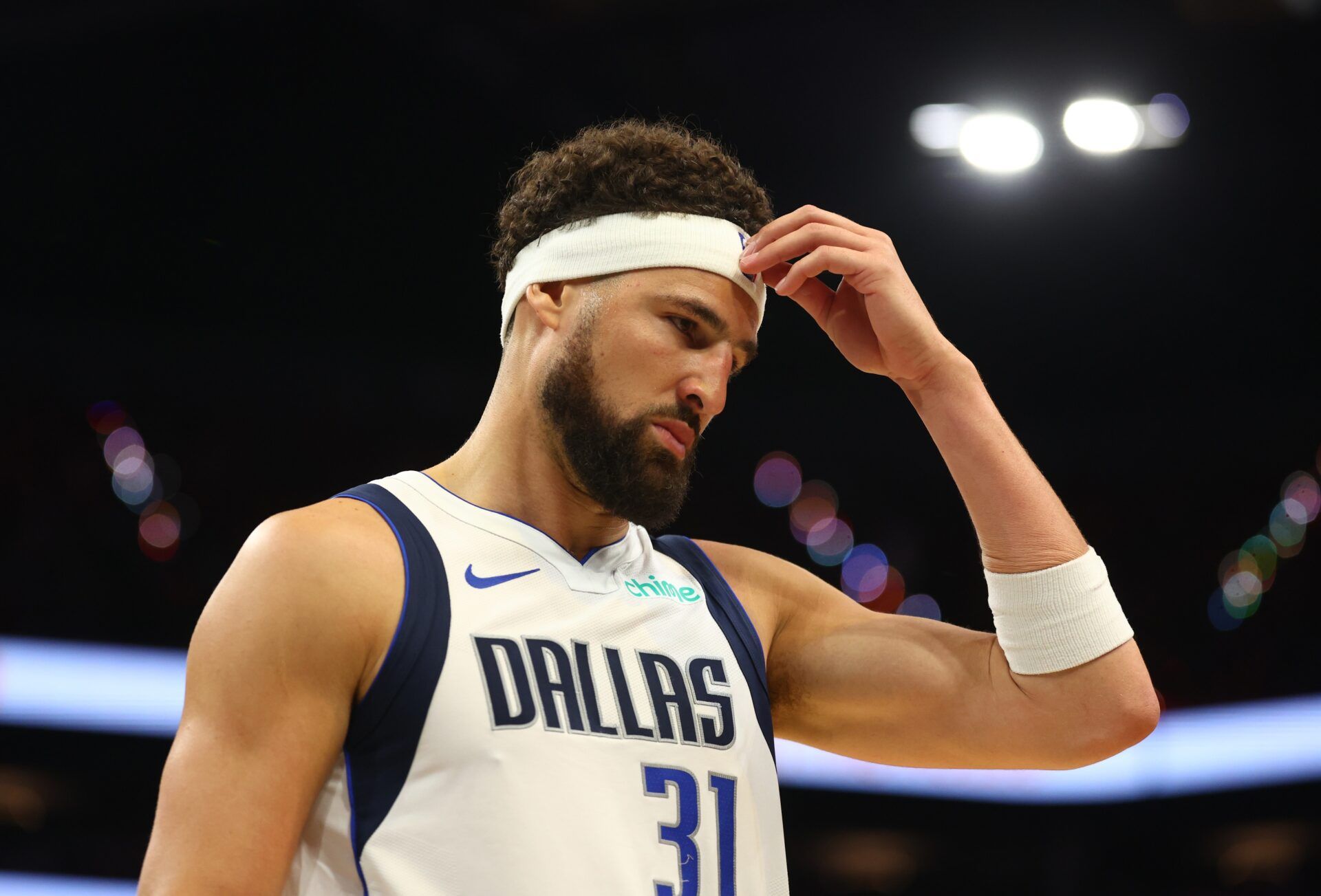 NBA Fans React To Klay Thompson's Performance In Thunder-Mavs Game