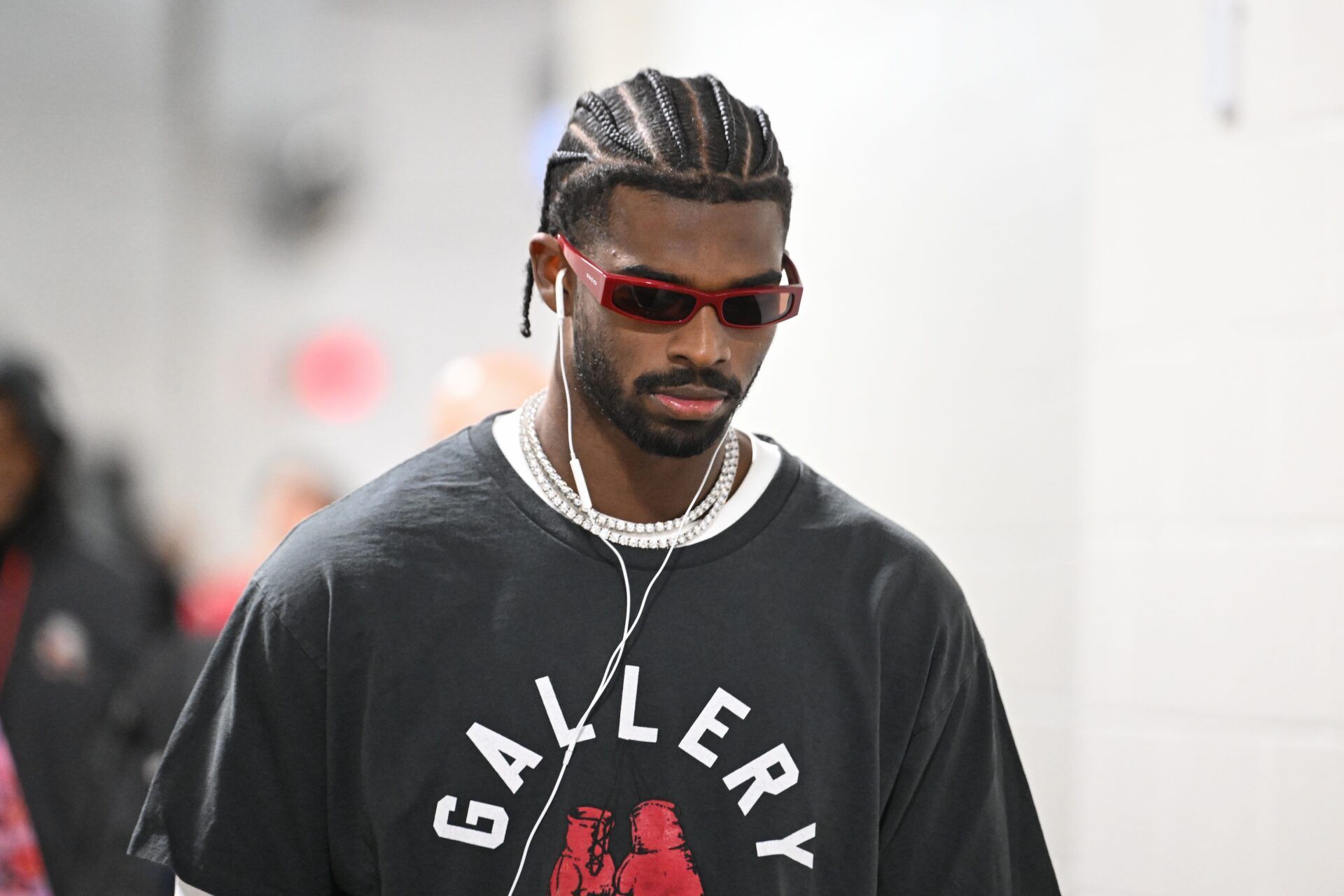 Cleveland Browns quarterback Shedeur Sanders (12) arrives for a game against the Pittsburgh Steelers at Acrisure Stadium.