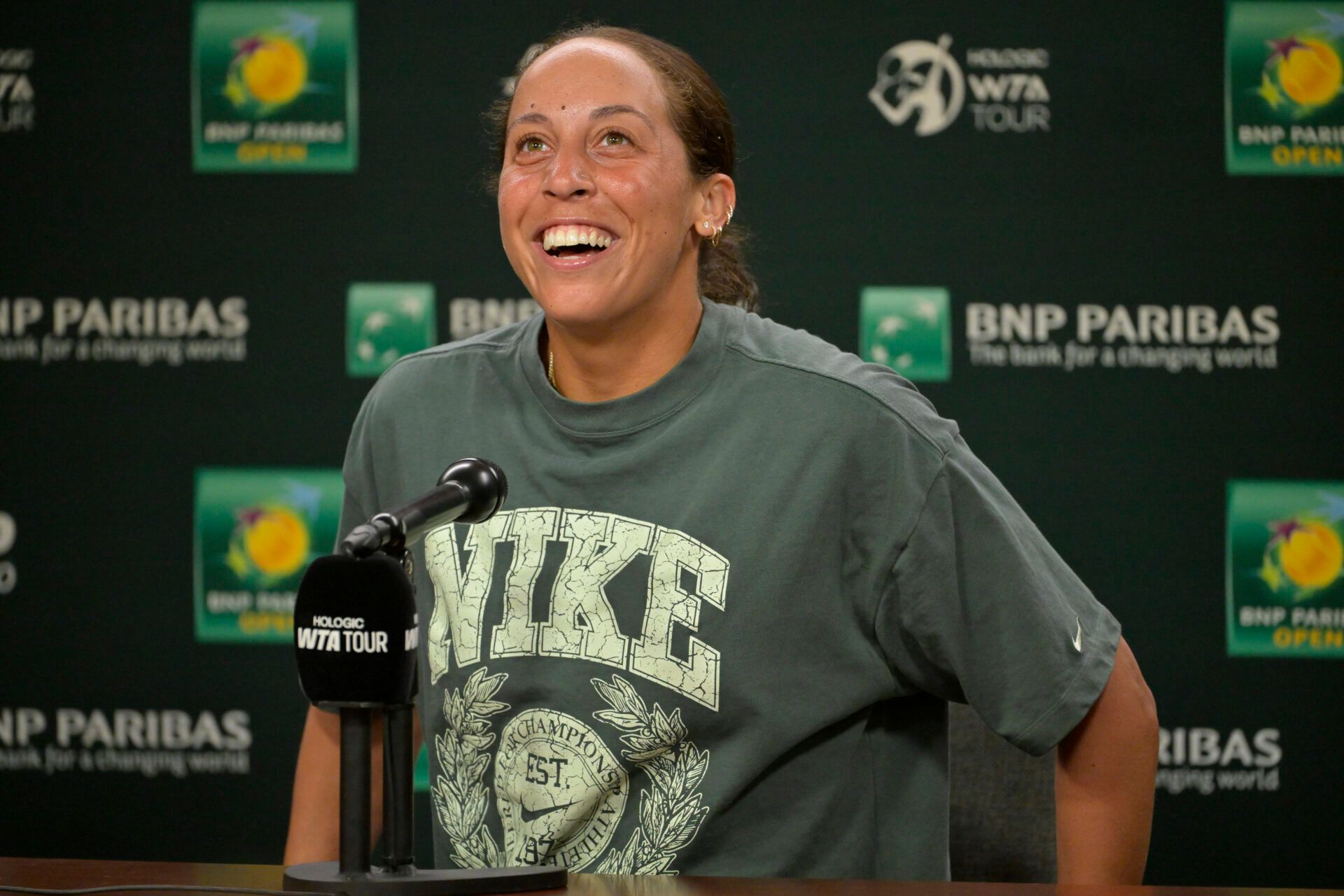 American star Madison Keys reveals a hilarious kitchen incident in which she burned her face, subsequently shocking her husband.