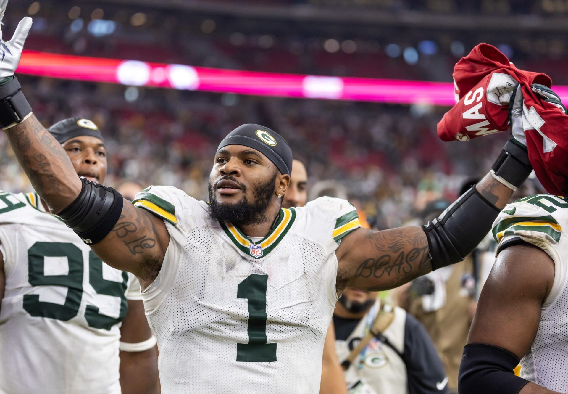Green Bay Packers defensive lineman Micah Parsons (1) against the Arizona Cardinals at State Farm Stadium.