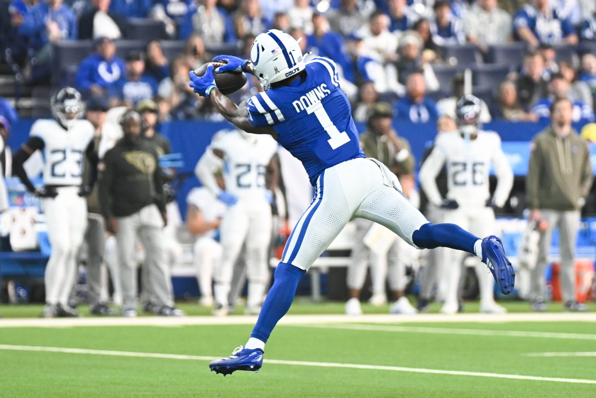 Indianapolis Colts wide receiver Josh Downs (1) makes a catch during the first quarter against the Tennessee Titans at Lucas Oil Stadium.