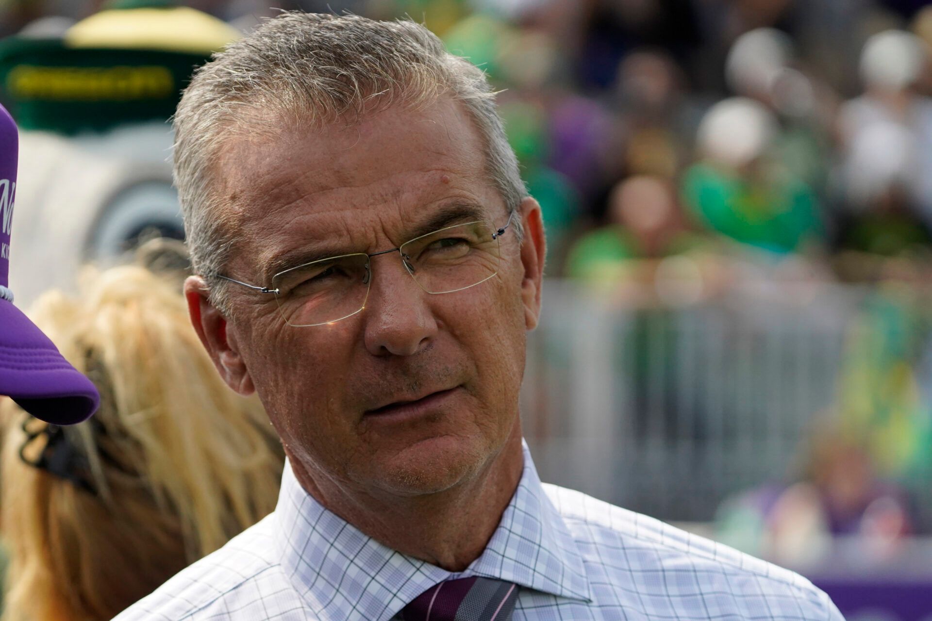 Former Ohio State Coach Urban Meyer on the sideline during the first half of a game between the Northwestern Wildcats and the Oregon Ducks at Northwestern Medicine Field at Martin Stadium.