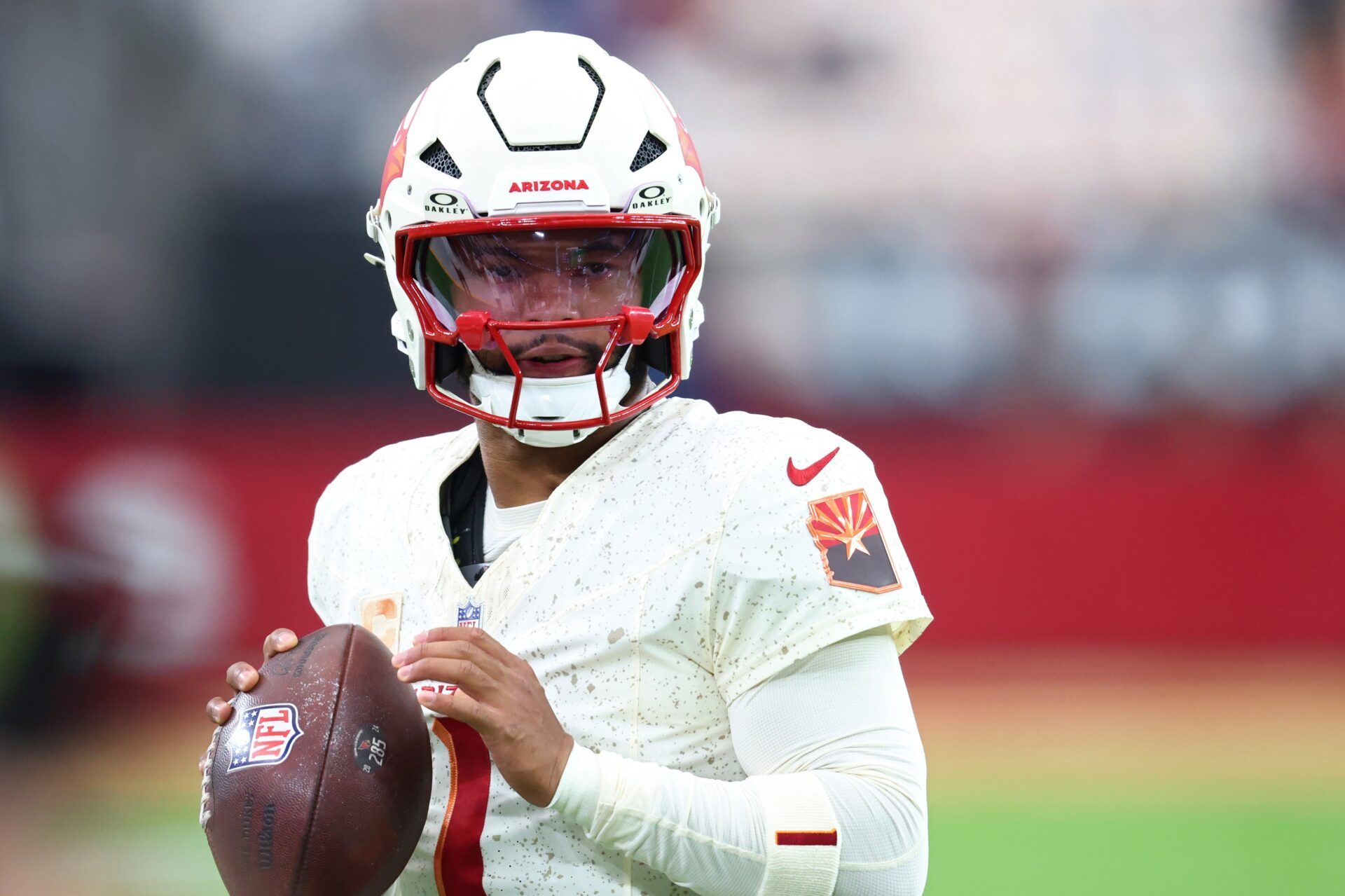 Arizona Cardinals quarterback Kyler Murray (1) warms up before the game against the Seattle Seahawks at State Farm Stadium.