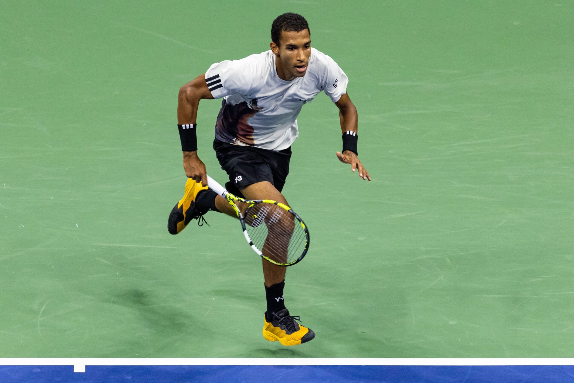 Felix Auger Aliassime produced a moment of class during his Paris Masters semifinal against Alexander Bublik
