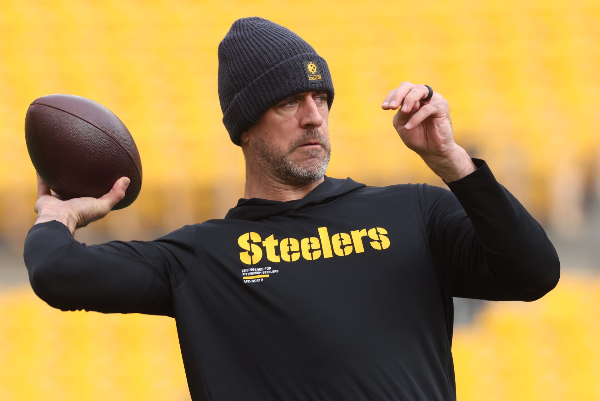 Pittsburgh Steelers quarterback Aaron Rodgers (8) warms up before the game against the Indianapolis Colts at Acrisure Stadium.