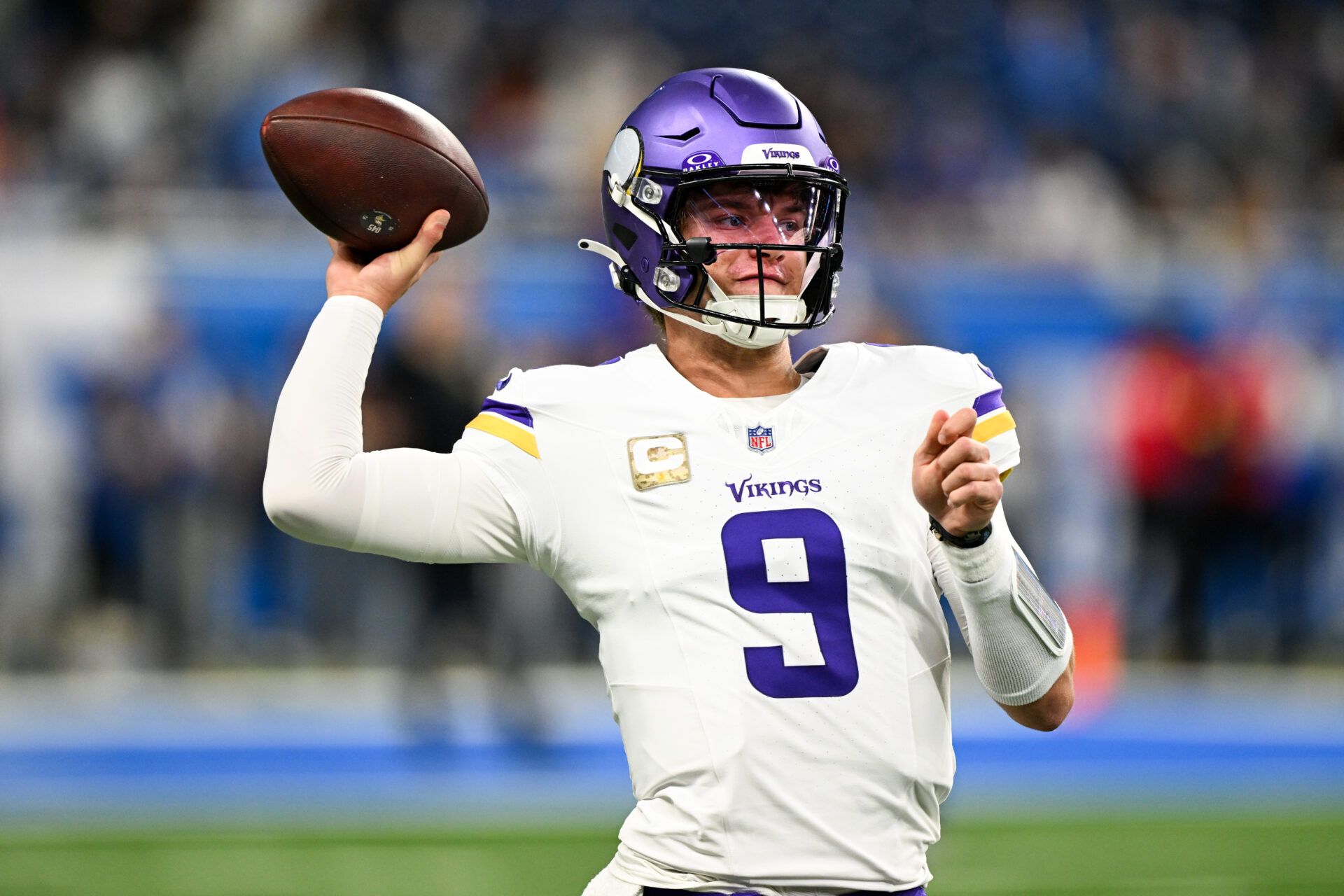 Minnesota Vikings quarterback J.J. McCarthy (9) warms up before the game against the Detroit Lions at Ford Field.