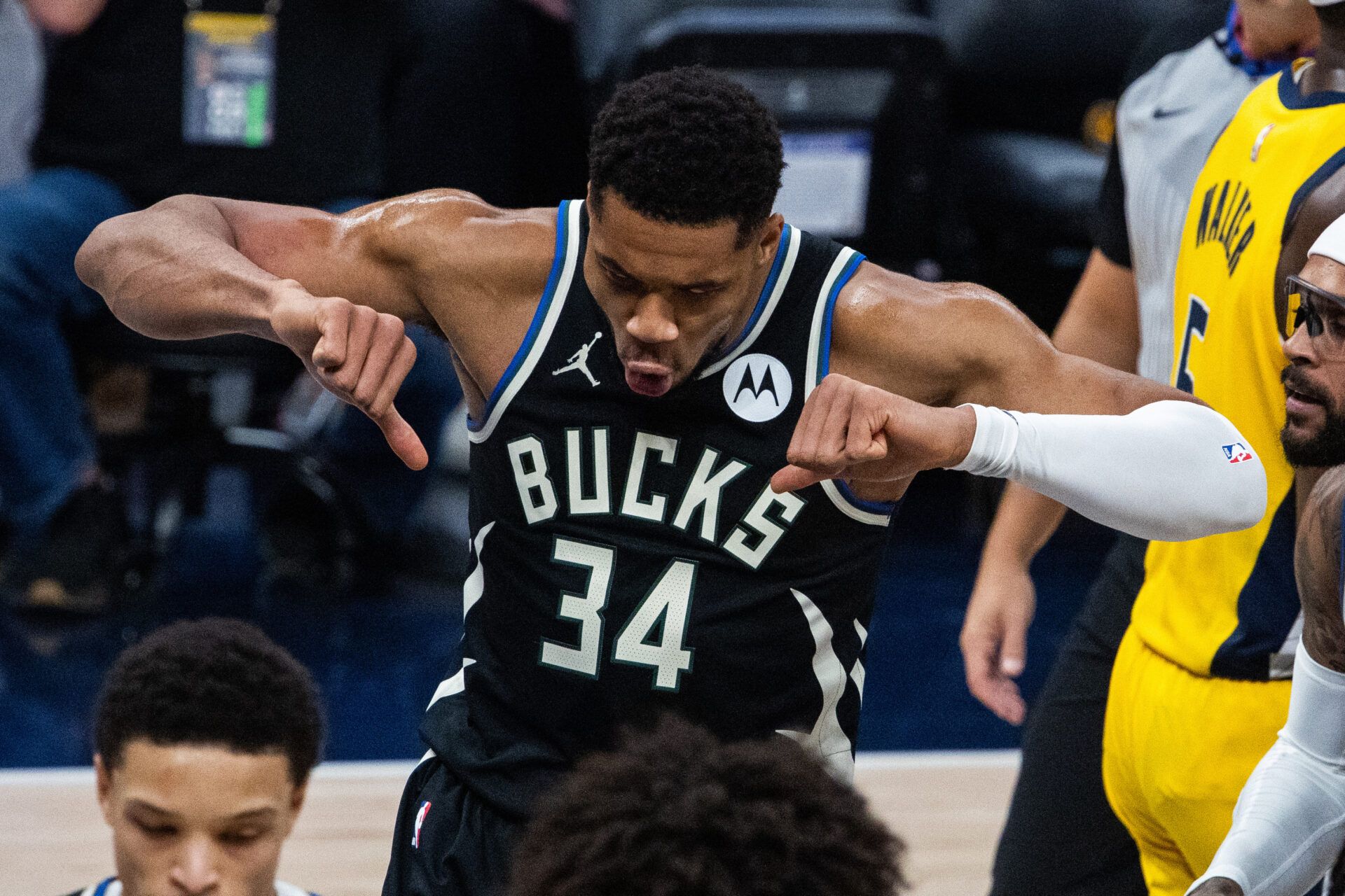 Milwaukee Bucks forward Giannis Antetokounmpo (34) taunts the Indiana Pacers fans after a basket in the first half at Gainbridge Fieldhouse.
