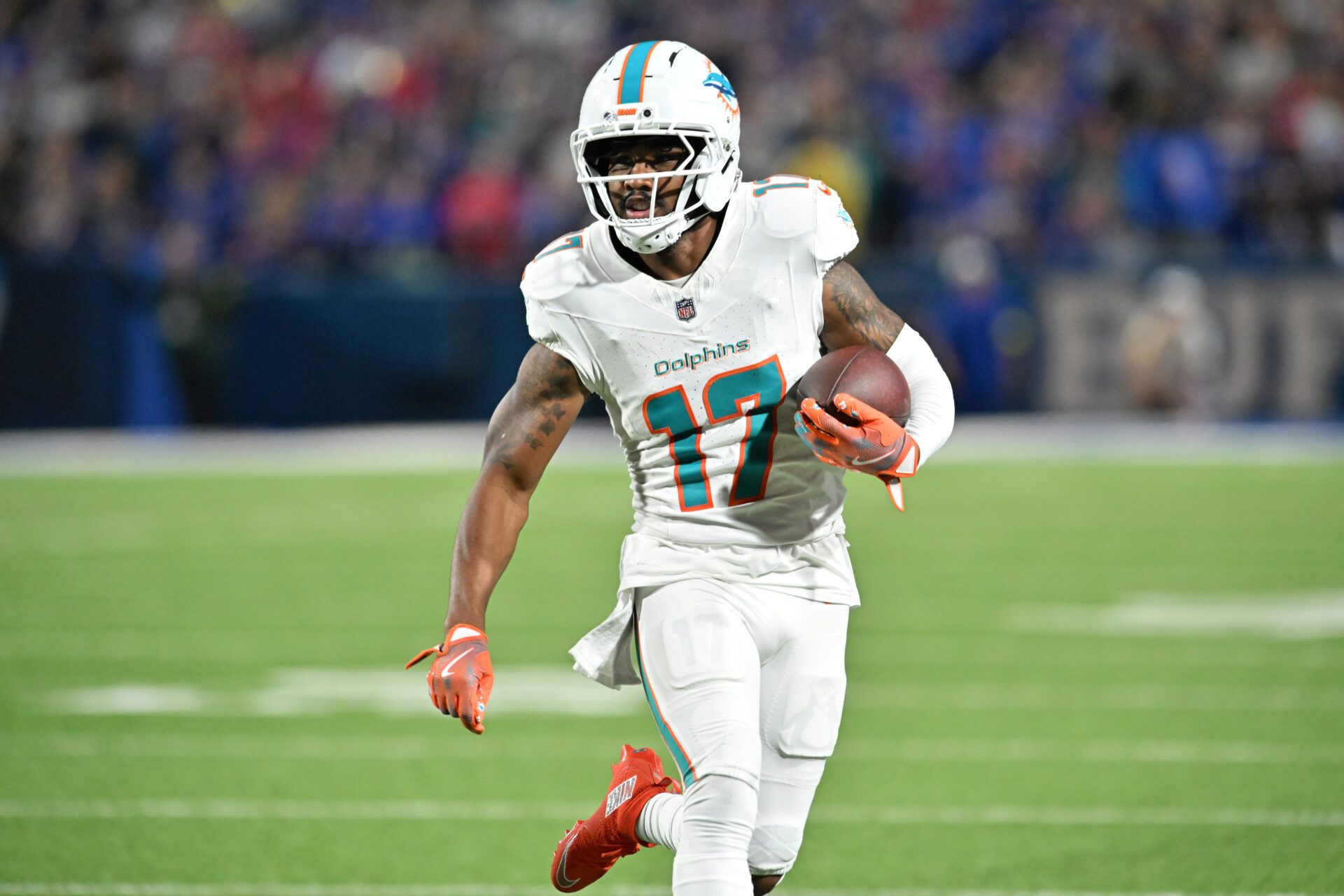 Jaylen Waddle Trade Rumors: NFL Insider Drops Latest Update on Dolphins ...