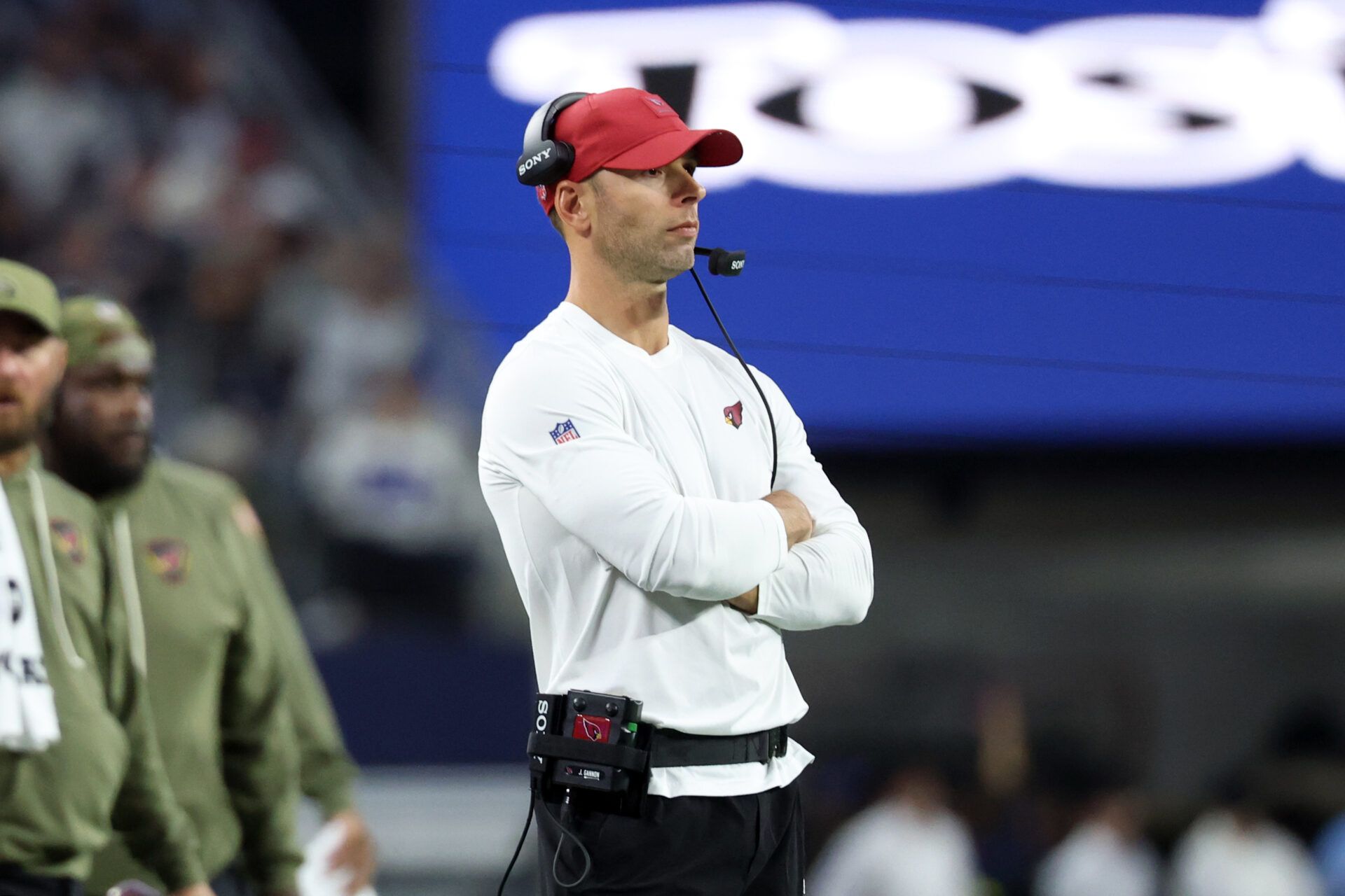 Arizona Cardinals head coach Jonathan Gannon looks on in the first half against the Dallas Cowboys at AT&T Stadium.