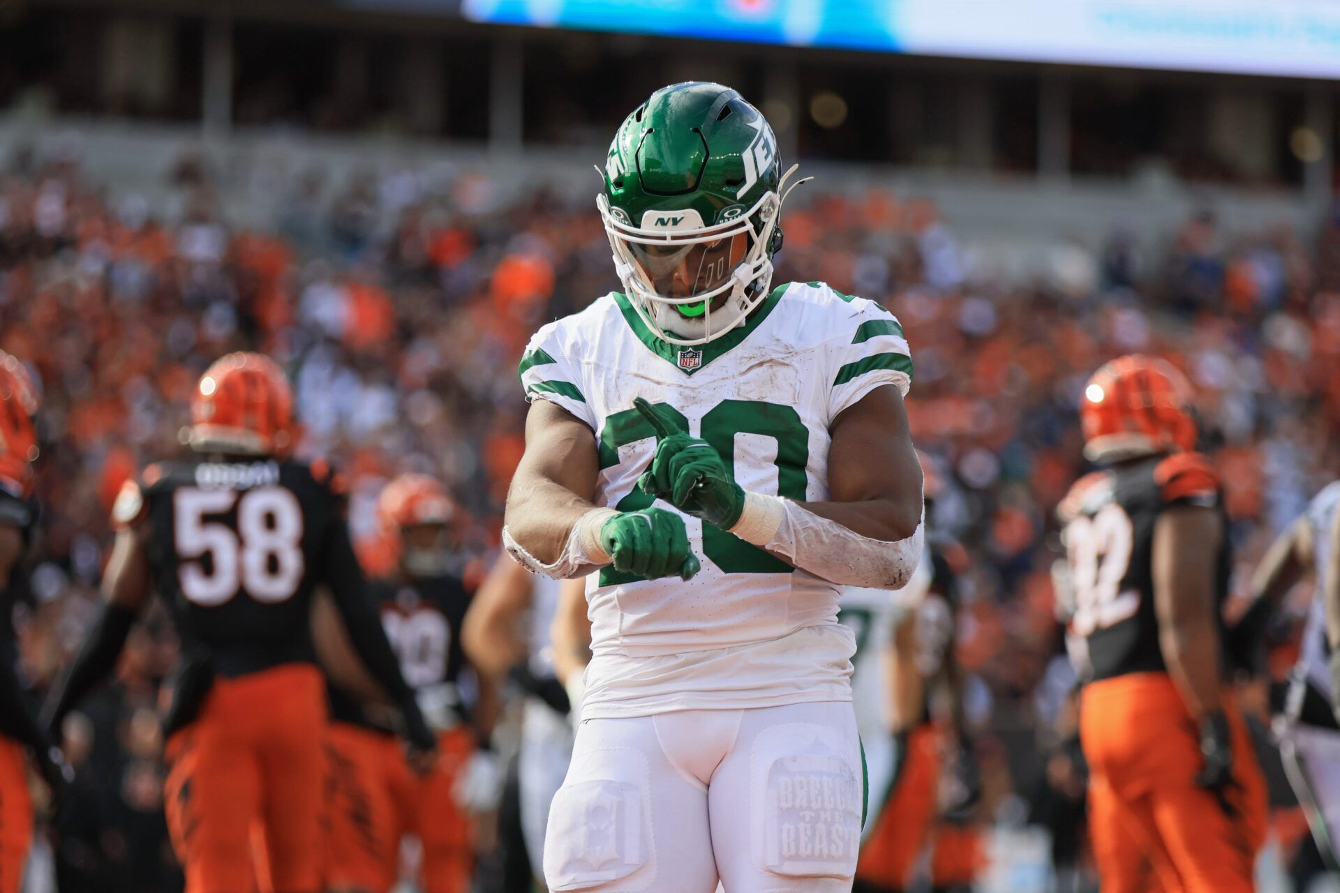 New York Jets running back Breece Hall (20) celebrates during the fourth quarter against the Cincinnati Bengals at Paycor Stadium.