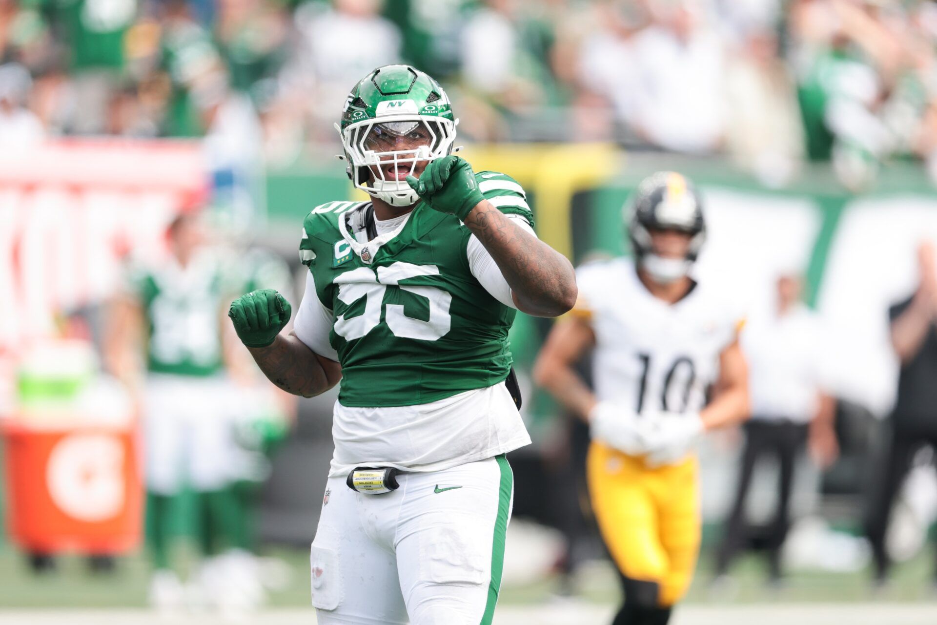 New York Jets defensive tackle Quinnen Williams (95) celebrates a defensive stop during the fourth quarter against the Pittsburgh Steelers at MetLife Stadium.