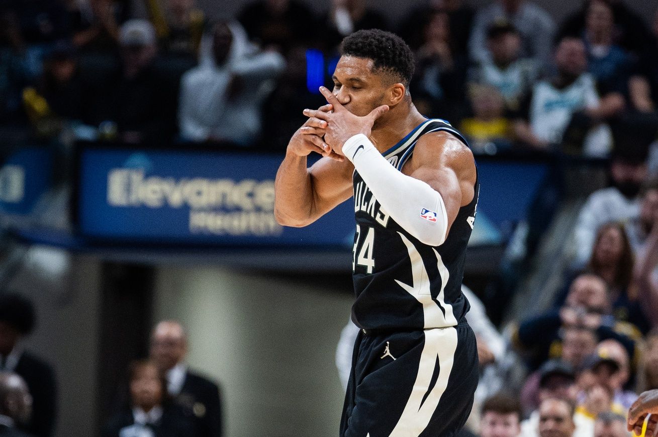 Giannis Antetokounmpo Makes Feelings Clear On Pacers Fans Booing Myles Turner