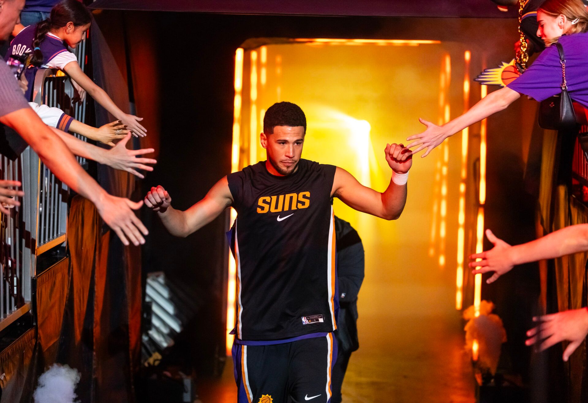 Phoenix Suns guard Devin Booker (1) against the Sacramento Kings during the season opener at the Mortgage Matchup Center.