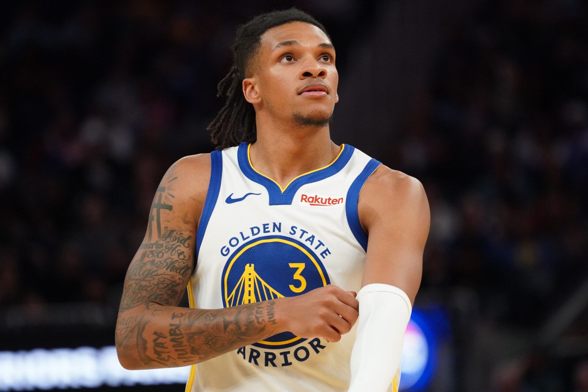 Golden State Warriors guard Will Richard (3) waits for play to resume against the Los Angeles Lakers in the third quarter at Chase Center.