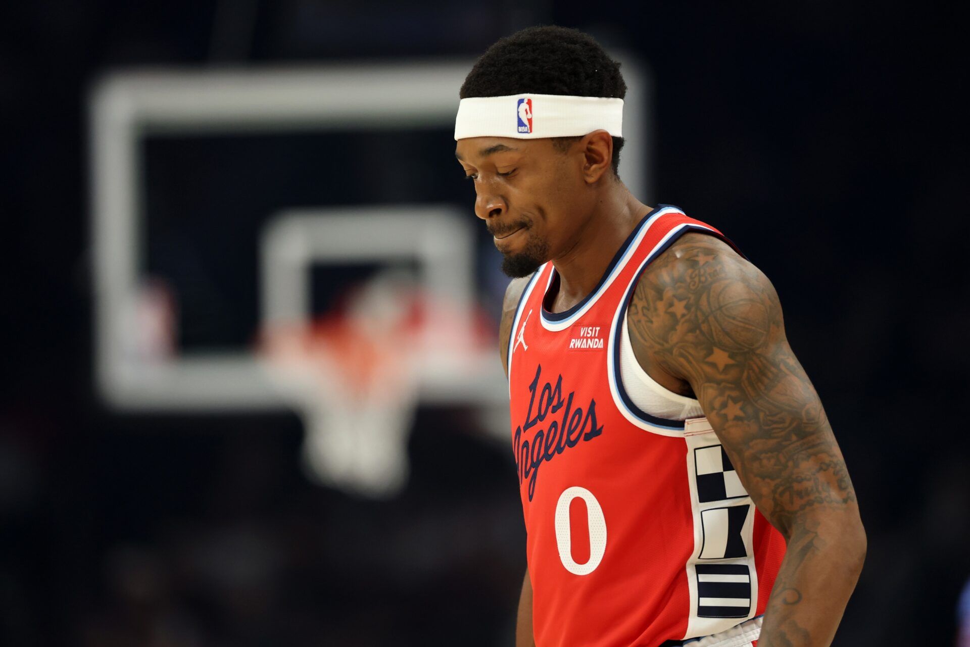 Los Angeles Clippers guard Bradley Beal (0) against the Phoenix Suns in the first half at the Mortgage Matchup Center.