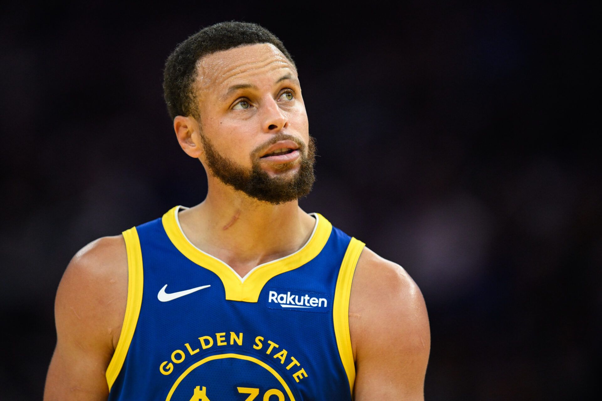 Golden State Warriors guard Stephen Curry (30) looks on against the Phoenix Suns in the third quarter at Chase Center.