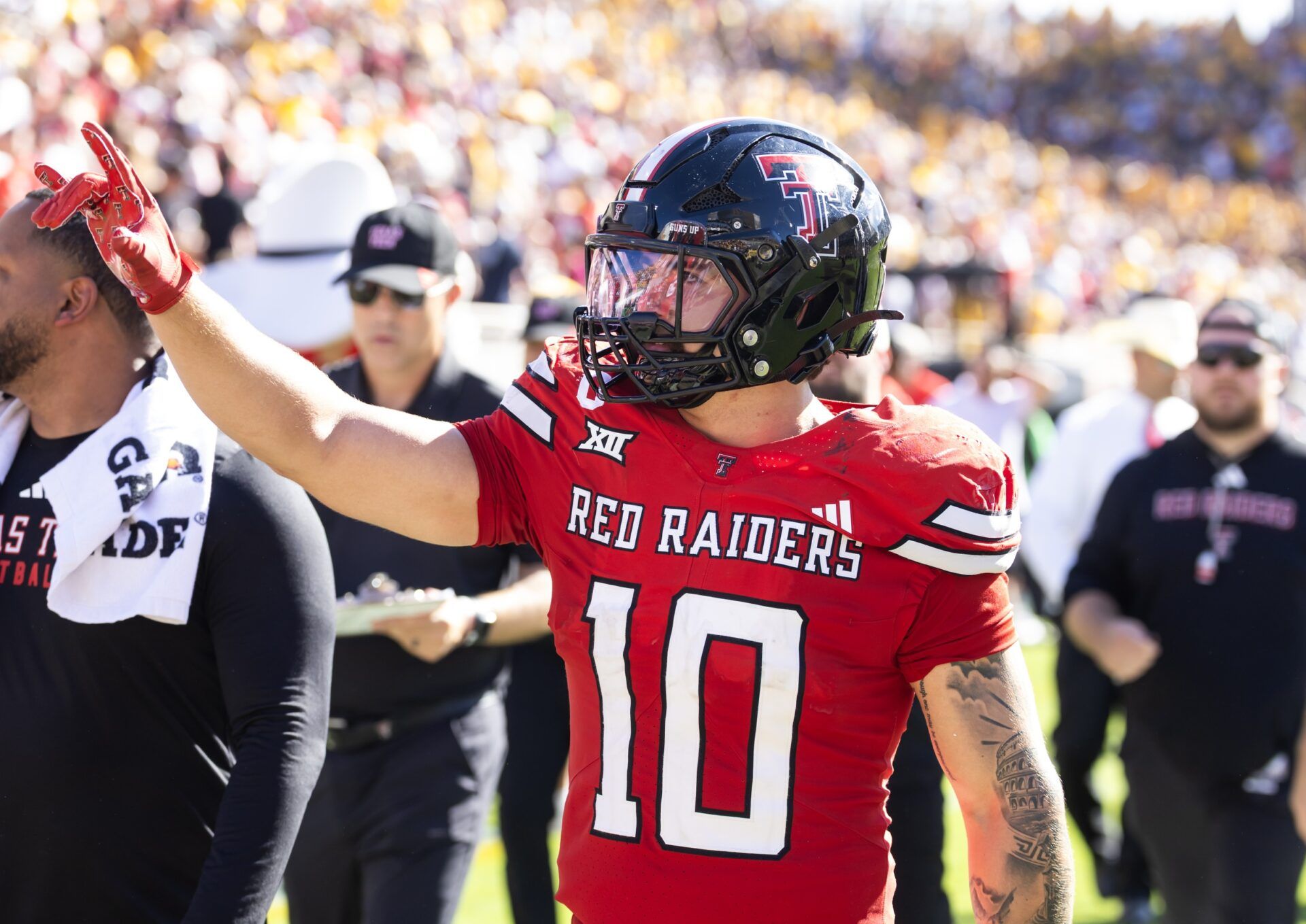 Texas Tech Red Raiders linebacker Jacob Rodriguez (10) against the Arizona State Sun Devils at Mountain America Stadium.