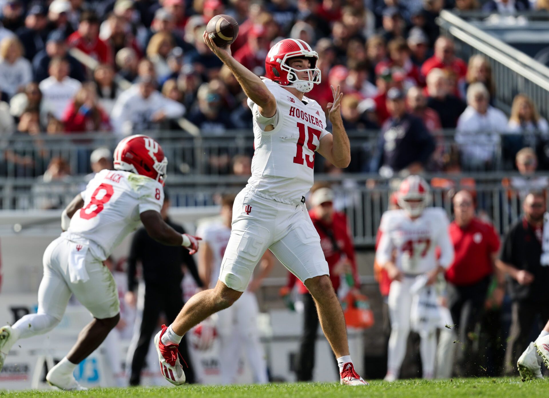 Indiana Hoosiers quarterback Fernando Mendoza (15) throws a pass during the first quarter against the Penn State Nittany Lions at Beaver Stadium.