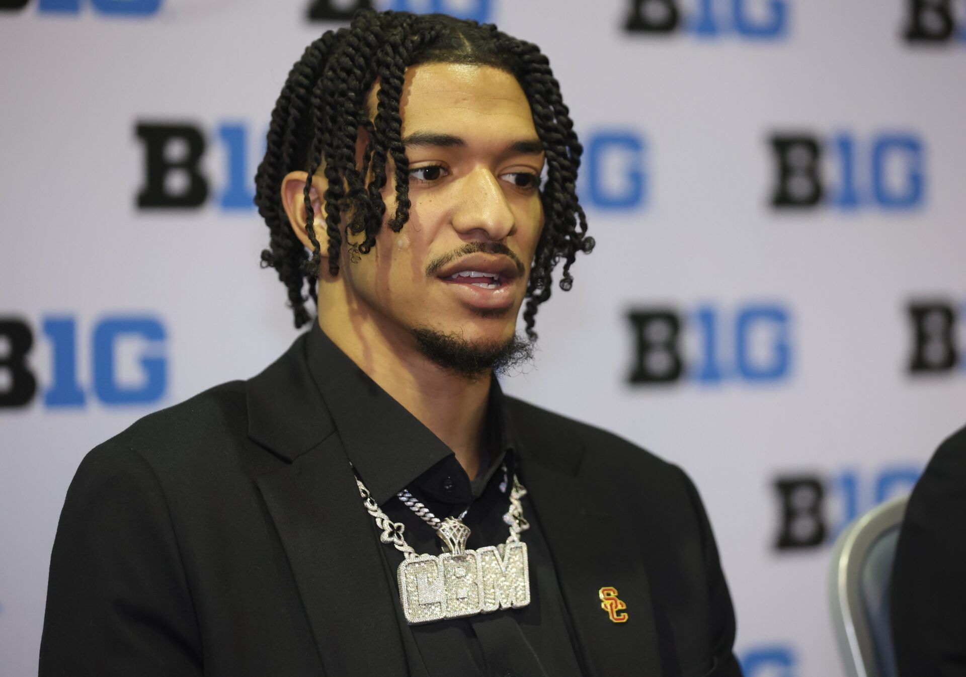 USCÕs Chad Baker-Mazara speaks during Big Ten MenÕs Basketball Media Days at the Donald E. Stephens Convention Center.