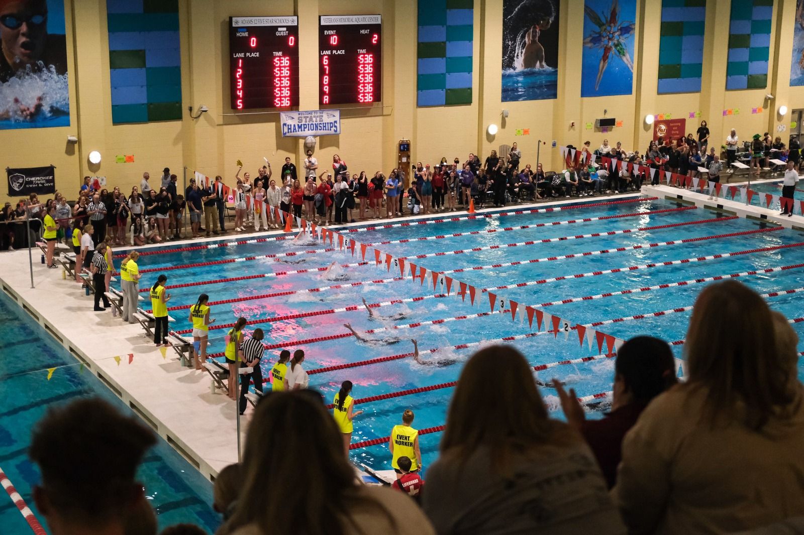 13-Year-Old Chinese Swimmer Posts World-Class Time That Would Have Placed Her Just Behind Olympic Champ McIntosh in Worlds