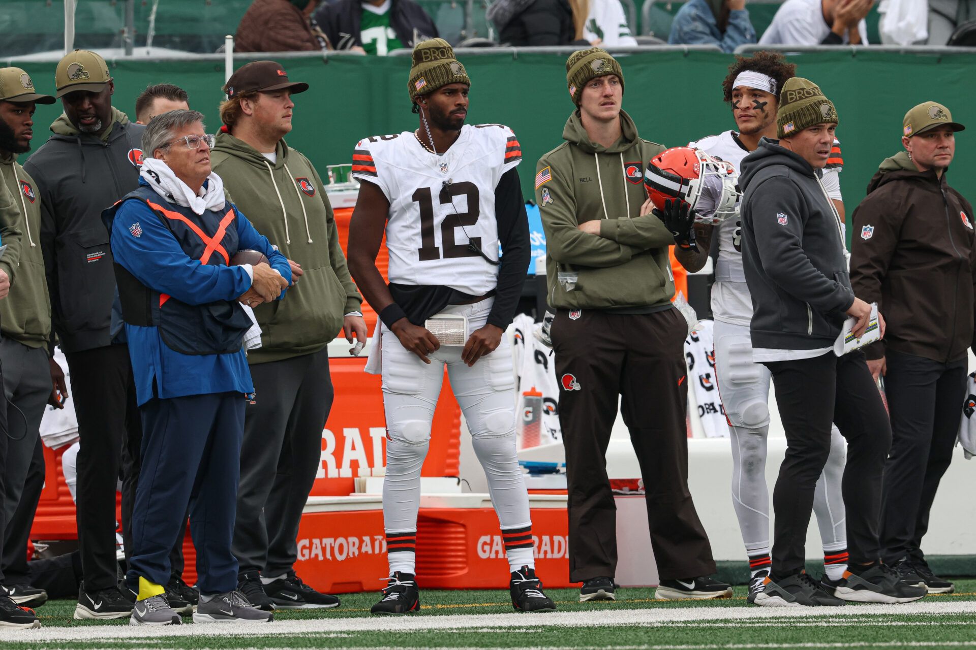 Cleveland Browns quarterback Shedeur Sanders (12) on the sidelines during the first half against the New York Jets at MetLife Stadium.