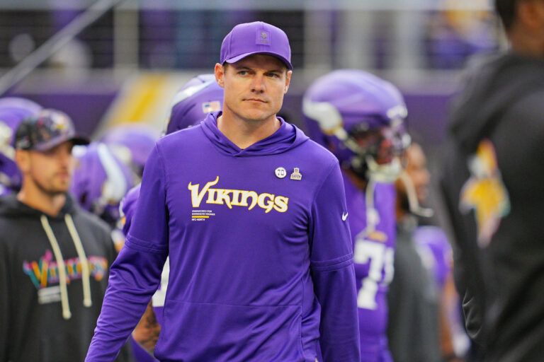 Minnesota Vikings head coach Kevin O'Connell looks on during warm-ups before the game against the Philadelphia Eagles at U.S. Bank Stadium.