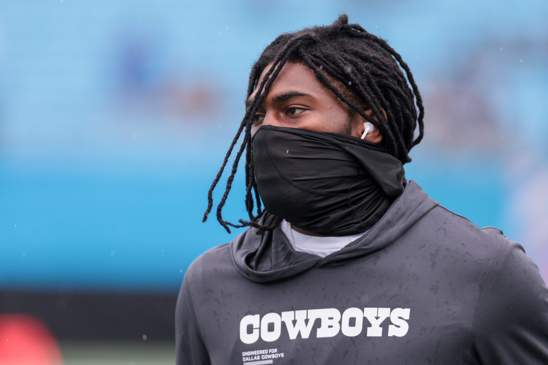 Dallas Cowboys cornerback Trevon Diggs (7) warms up before the game against the Carolina Panthers at Bank of America Stadium.