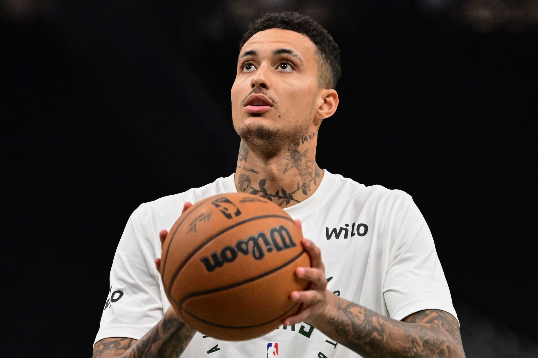 Milwaukee Bucks forward Kyle Kuzma (18) warms up before game against the New Orleans Pelicans at Fiserv Forum.