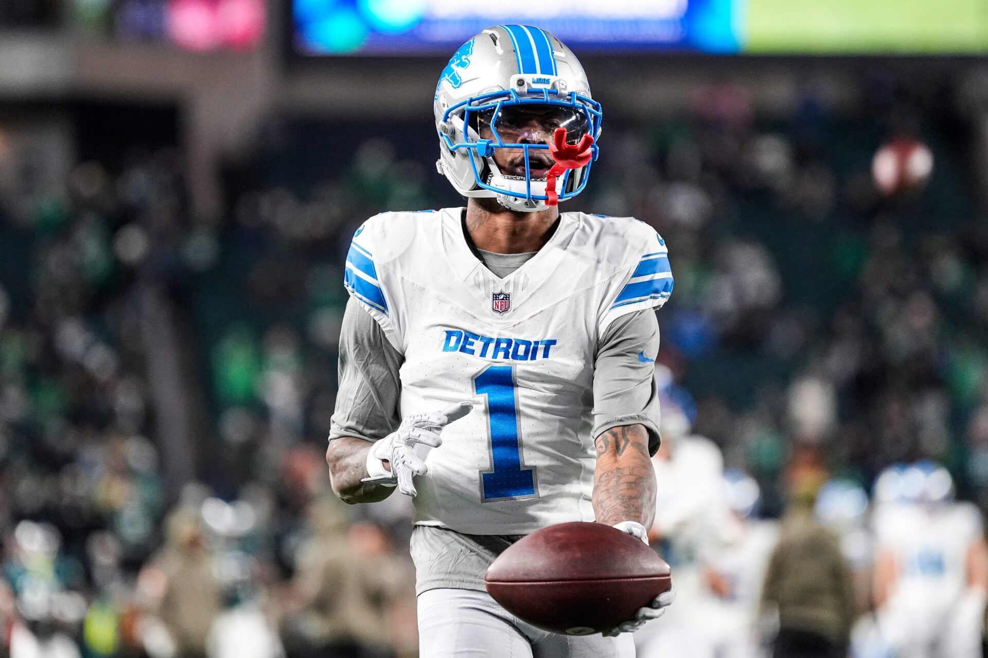Detroit Lions wide receiver Jameson Williams (1) warms up ahead of the Philadelphia Eagles game at Lincoln Financial Field in Philadelphia on Sunday, November 16, 2025.