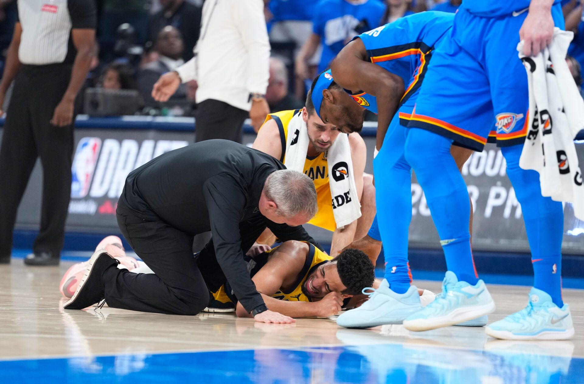 Indiana Pacers guard Tyrese Haliburton (0) reacts after suffering an injury during the first quarter against the Oklahoma City Thunder during game seven of the 2025 NBA Finals at Paycom Center.