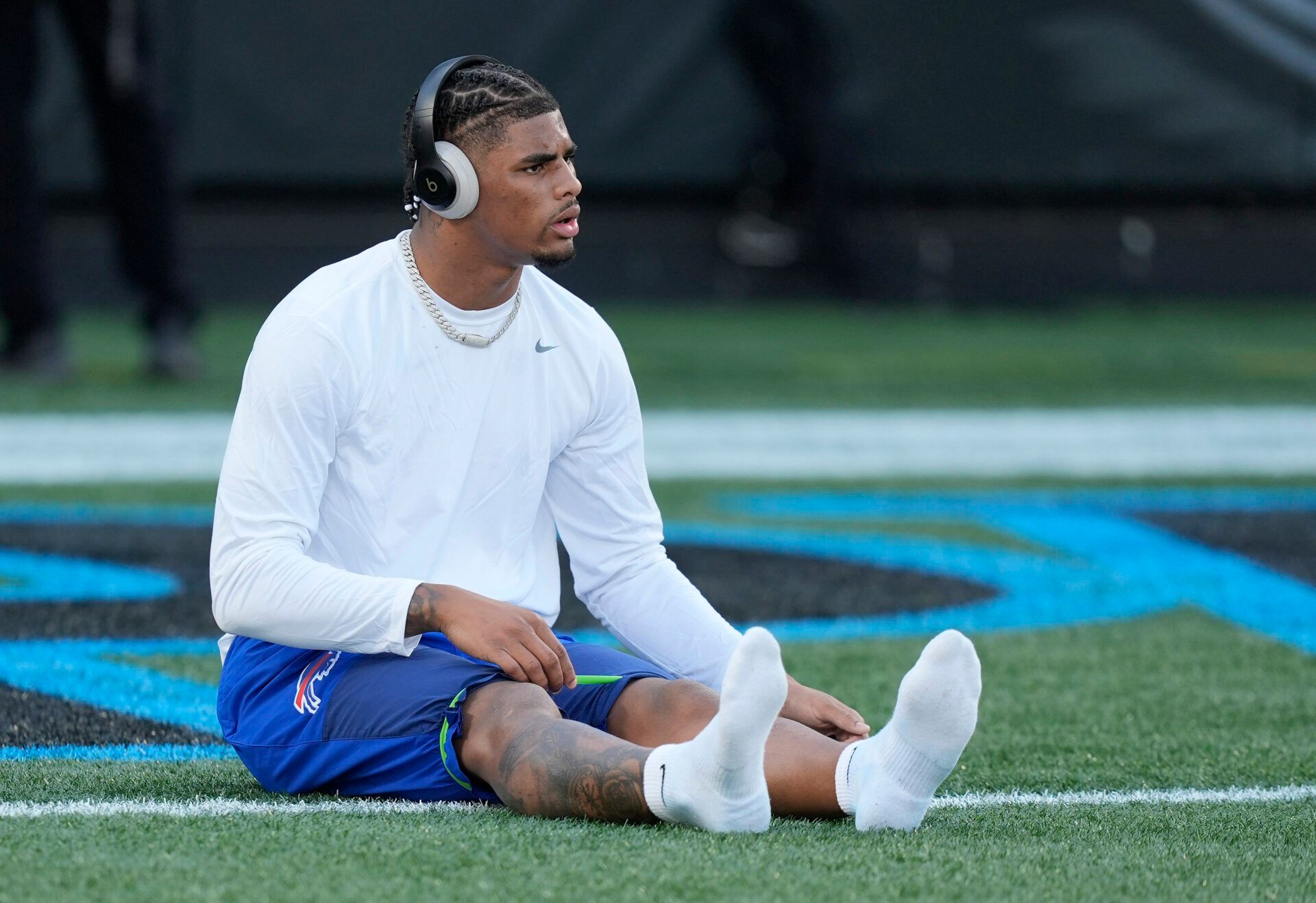 Buffalo Bills wide receiver Keon Coleman (0) warms up before a game against the Carolina Panthers at Bank of America Stadium.