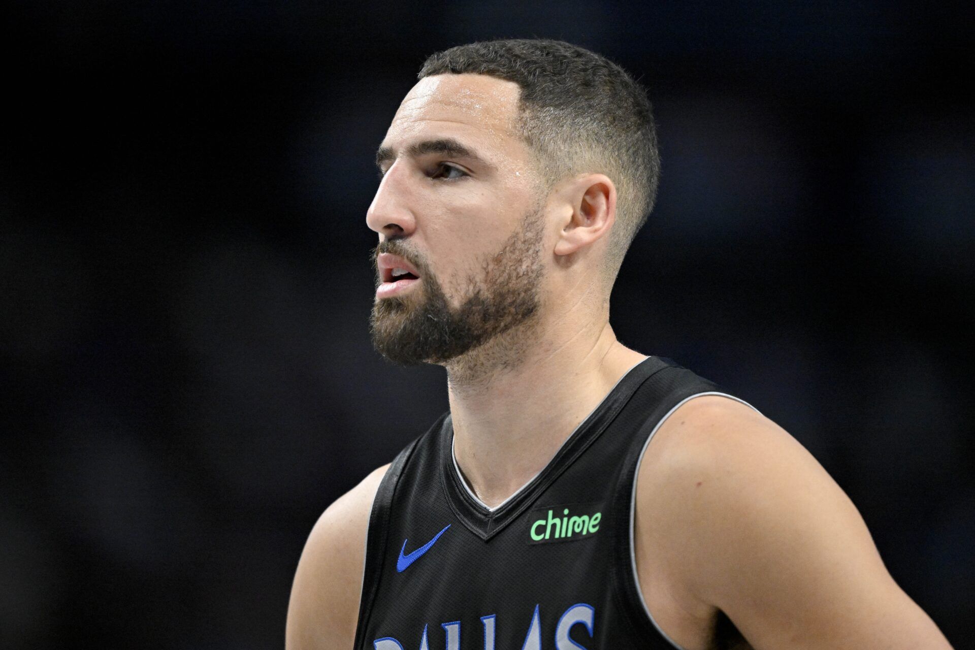 Dallas Mavericks guard Klay Thompson (31) looks on during the second half against the Memphis Grizzlies at the American Airlines Center.