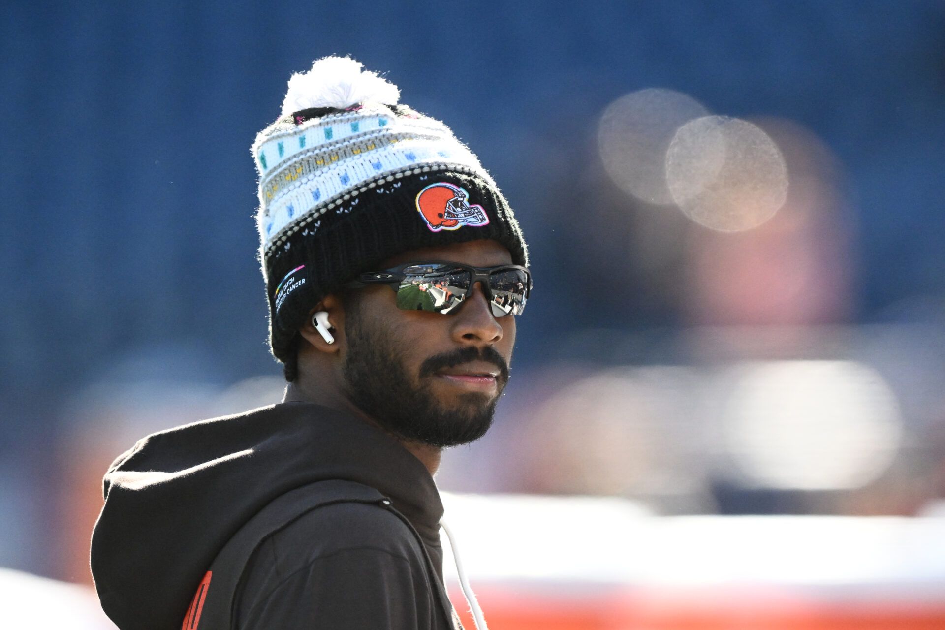 Cleveland Browns quarterback Shedeur Sanders (12) looks on during warm up prior to the game against the New England Patriots at Gillette Stadium.