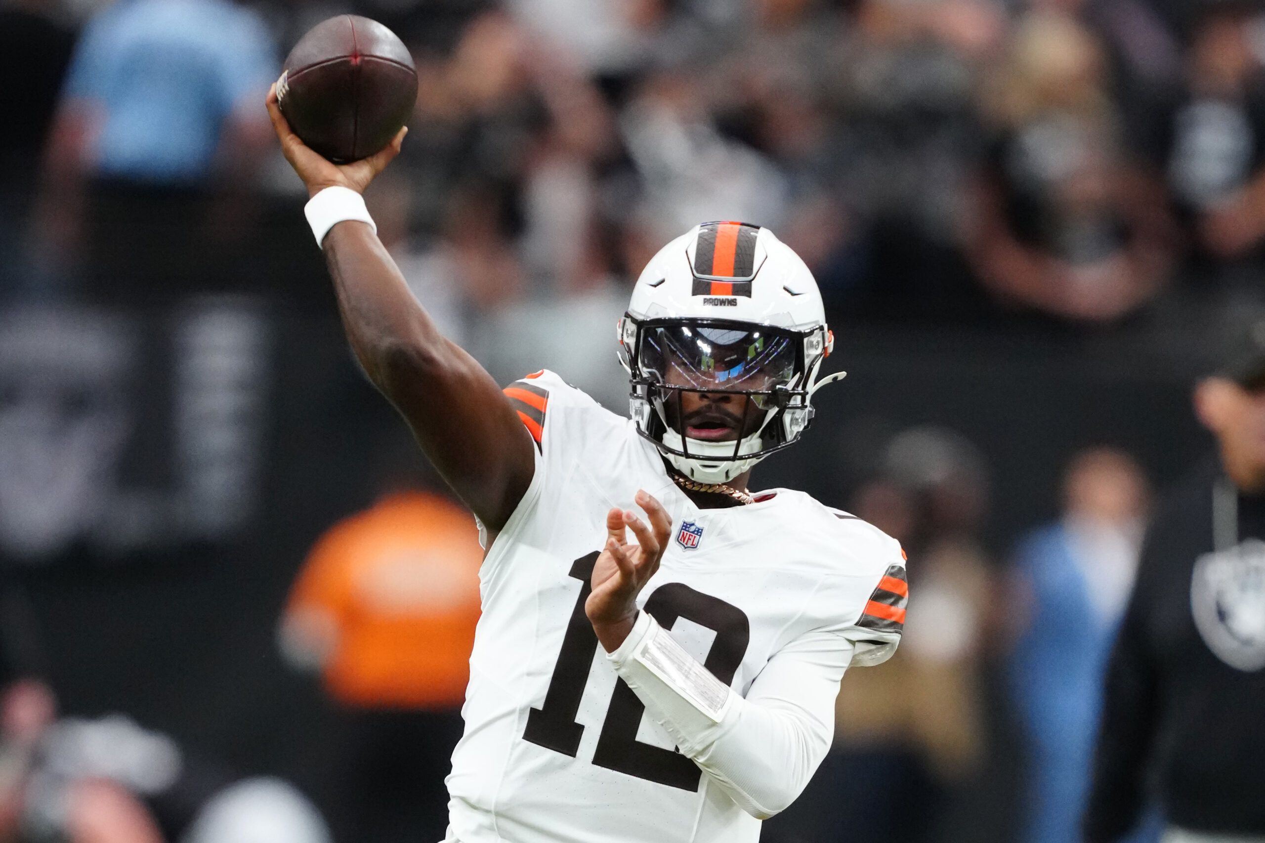 Cleveland Browns quarterback Shedeur Sanders (12) warms up before the game against the Las Vegas Raiders at Allegiant Stadium.