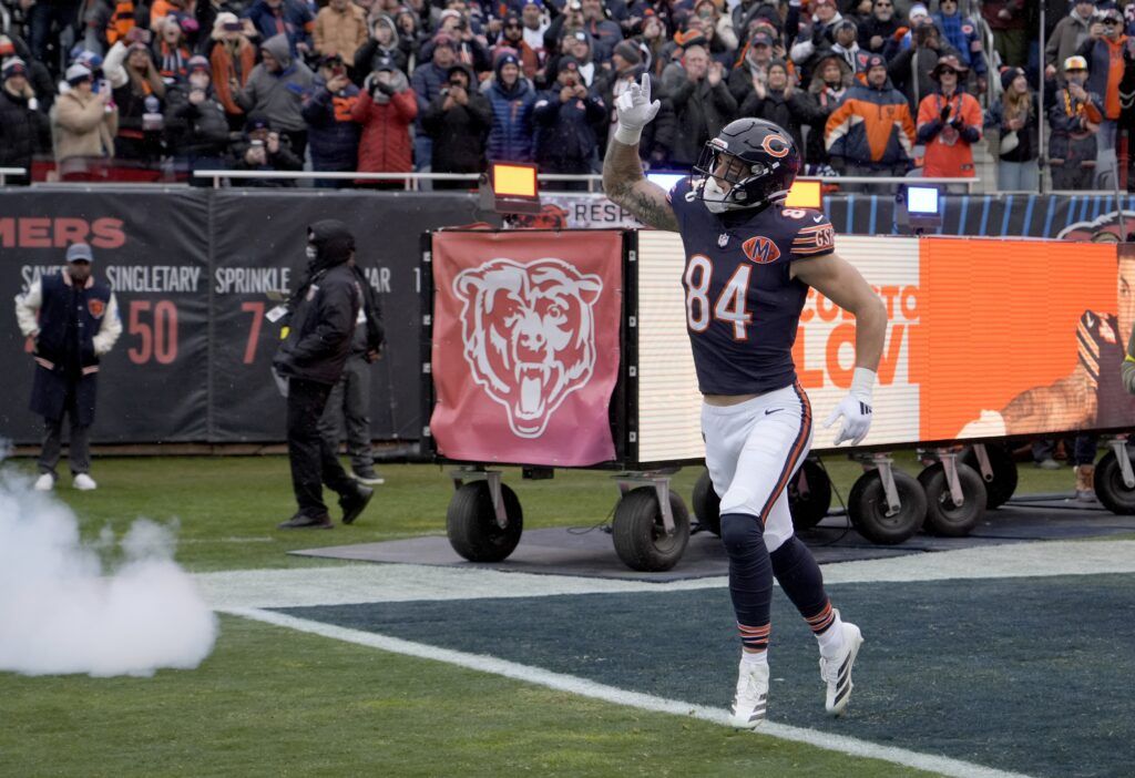 Comment on Should You Start Chicago Bears TEs Colston Loveland or Cole Kmet in Fantasy Football Week 13? by Anonymous