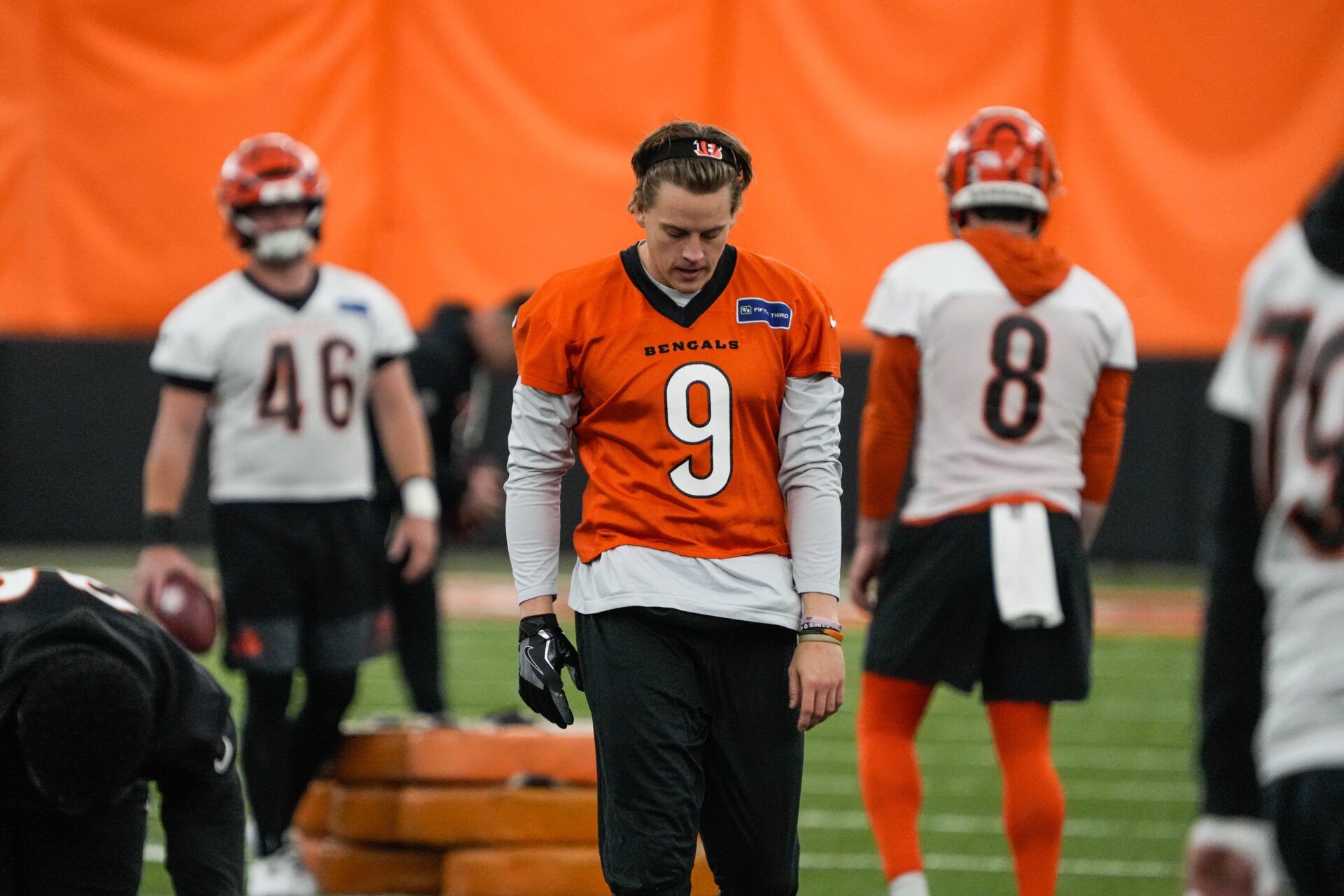 Bengals Joe Burrow (9) returns to practice on Monday November 10, 2025.