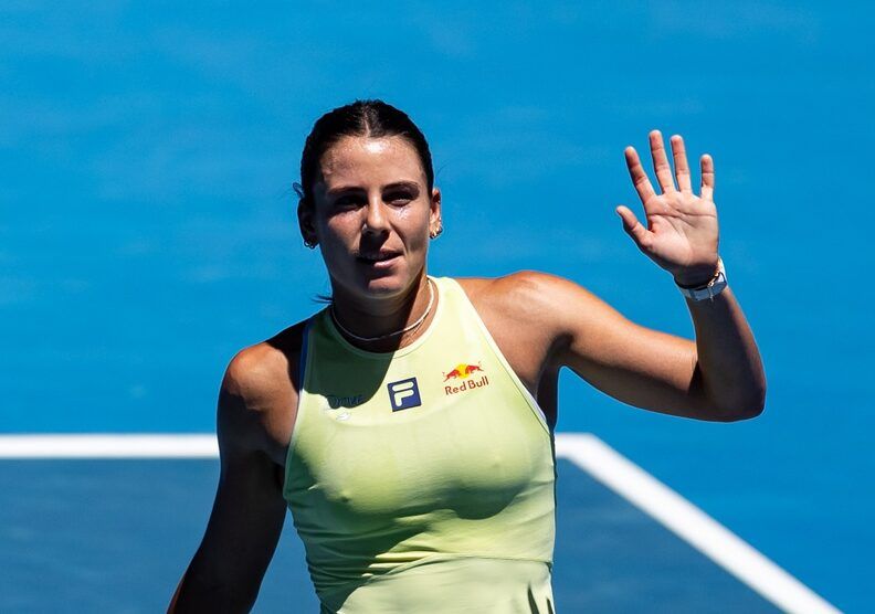 Sixth seed Emma Navarro and Diana Shnaider will lock horns in what will be expected to be an interesting quarterfinal in Adelaide