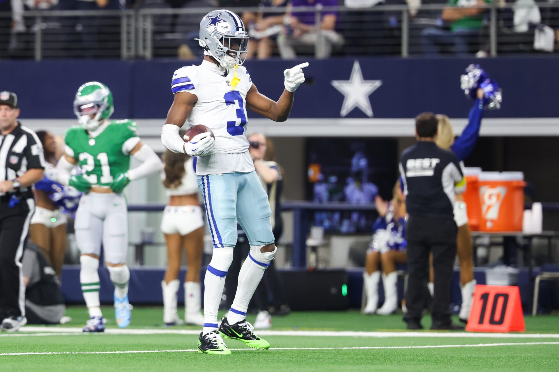 Dallas Cowboys wide receiver George Pickens (3) reacts after a play in the fourth quarter against the Philadelphia Eagles  at AT&T Stadium.