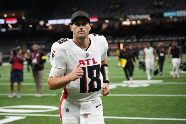 Atlanta Falcons quarterback Kirk Cousins (18) leaves the field following a game against the New Orleans Saints at Caesars Superdome.