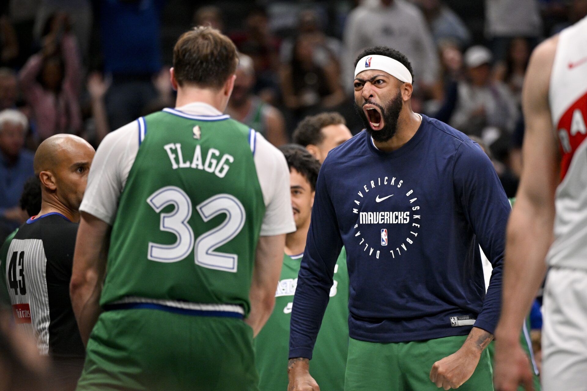 NBA Insider Announces Crucial Injury Update On Mavericks Star Anthony Davis