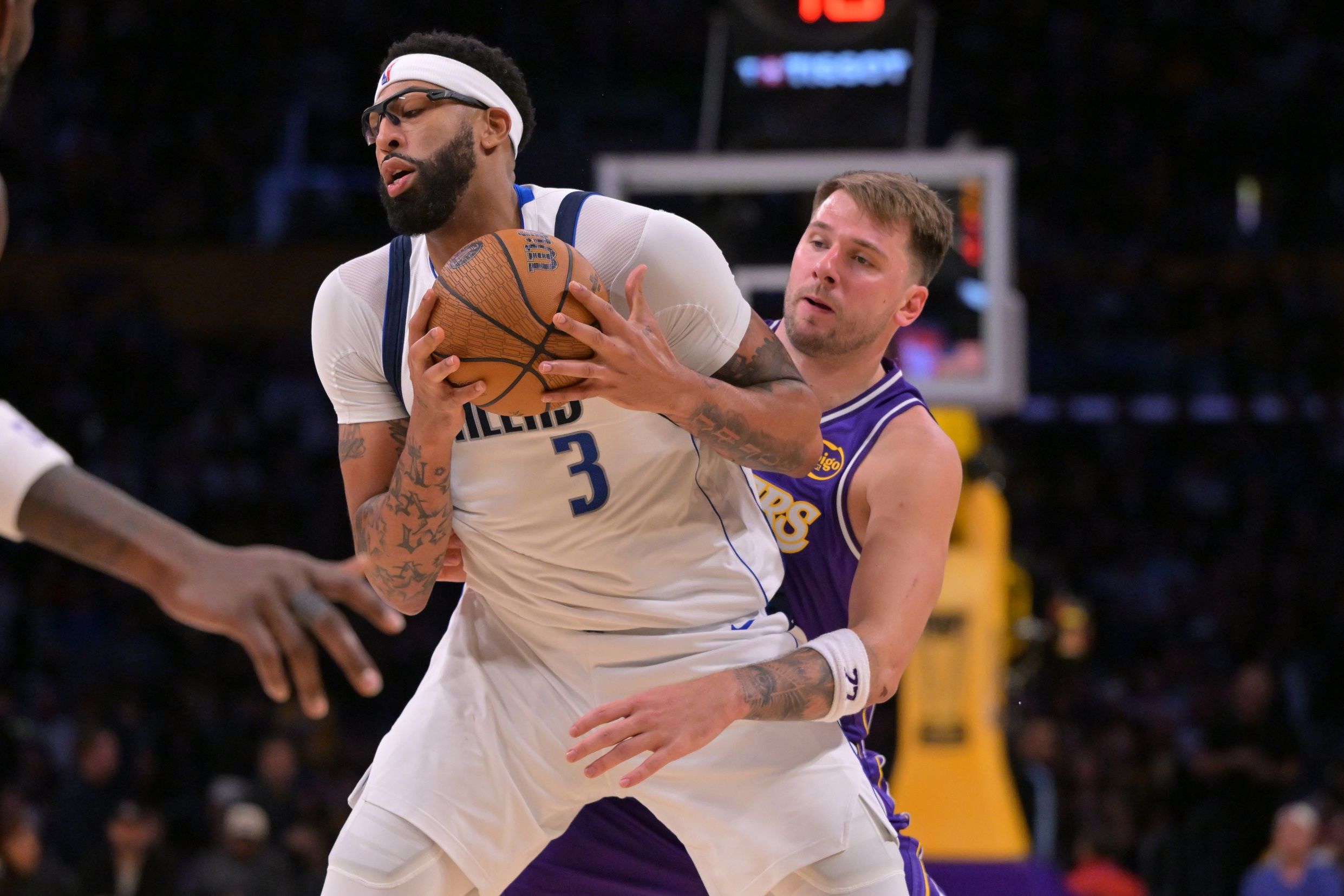 Is Anthony Davis Playing Tonight? Latest Injury Update On Mavericks Star For Clippers Game