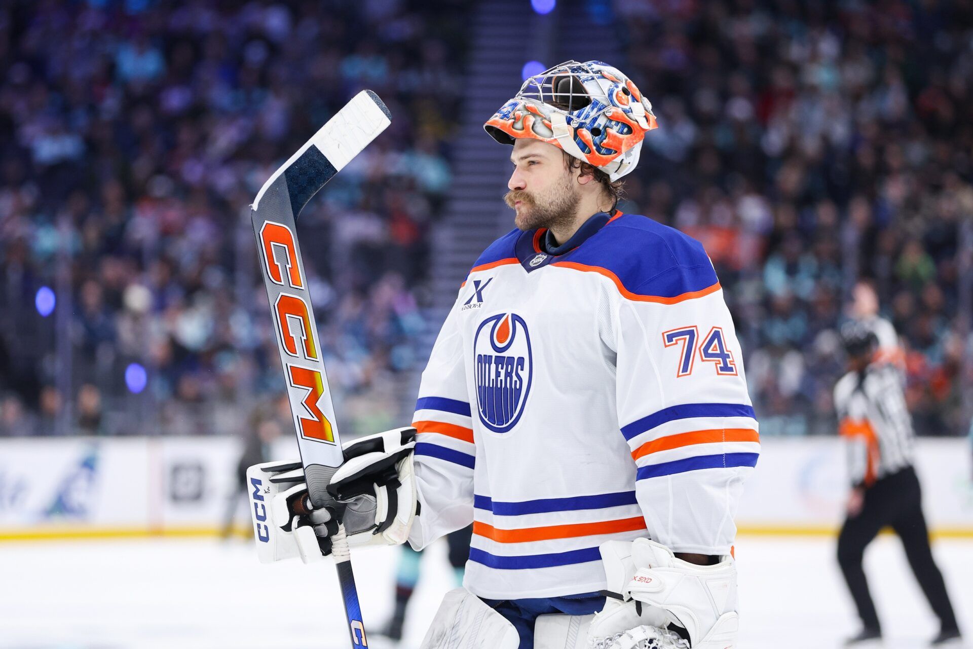 Edmonton Oilers goalie Stuart Skinner (74) looks on in the third period against Seattle Kraken at Climate Pledge Arena.