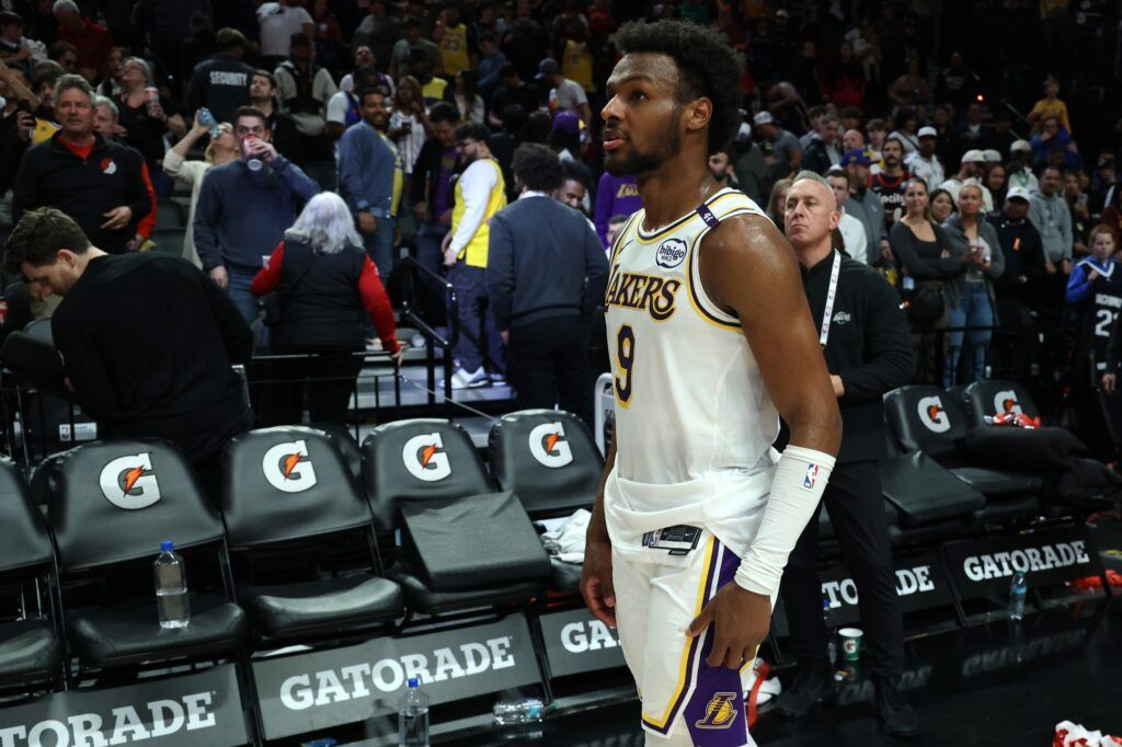 NBA Fans React To Bronny James' Performance In Suns-Lakers Game